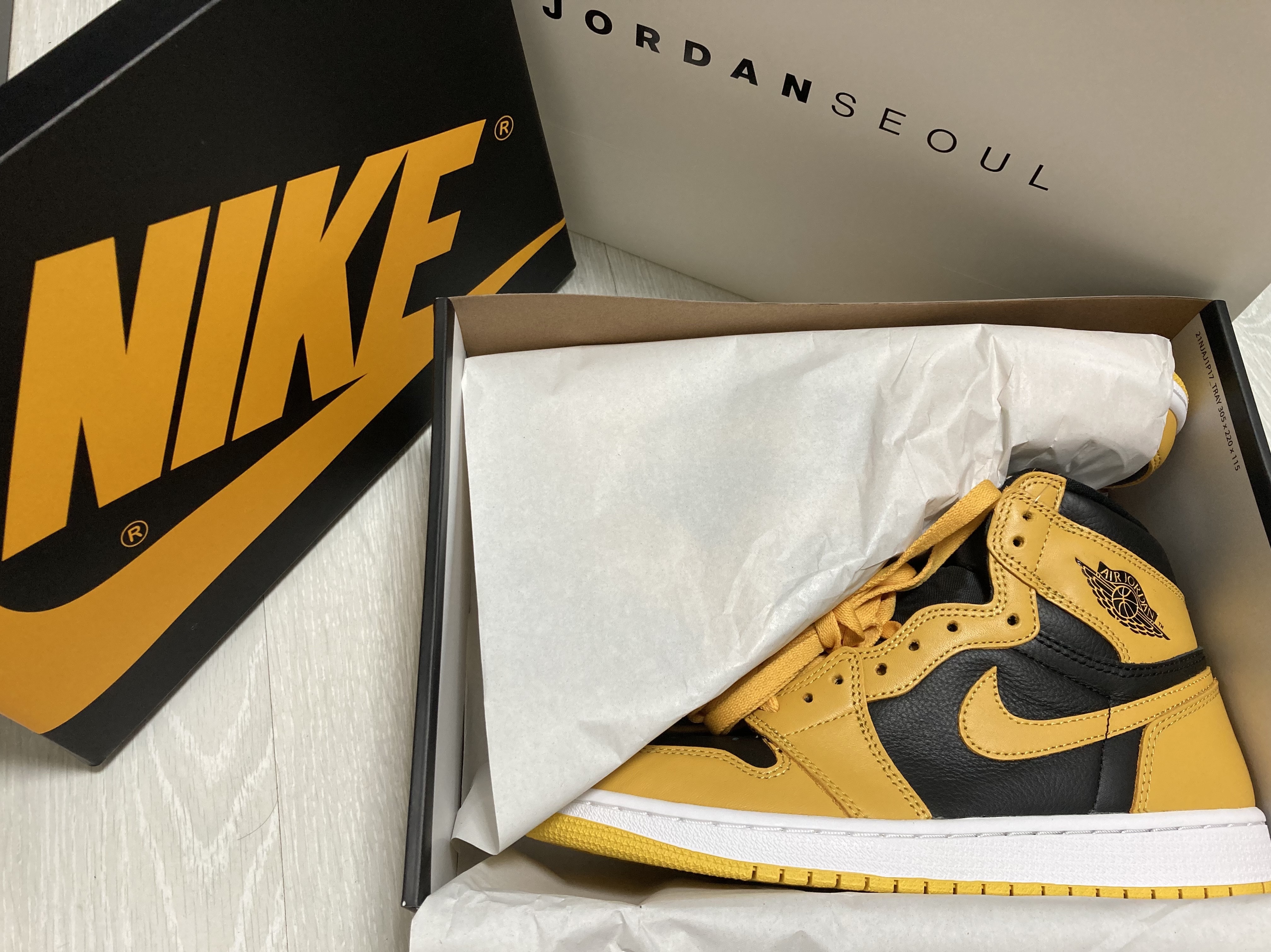 Jordan 1 Retro High OG Pollen 착용 스타일