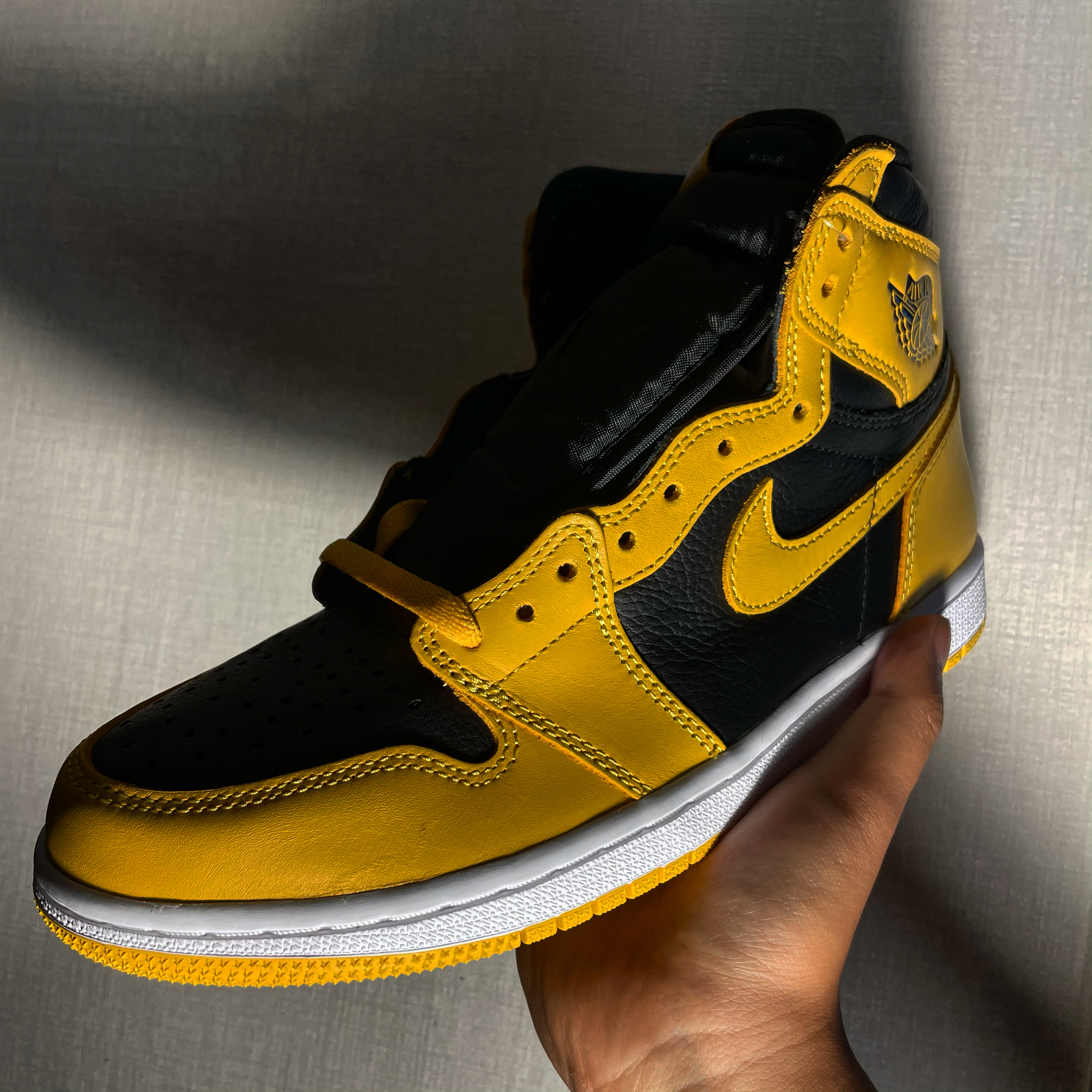 Jordan 1 Retro High OG Pollen 착용 스타일