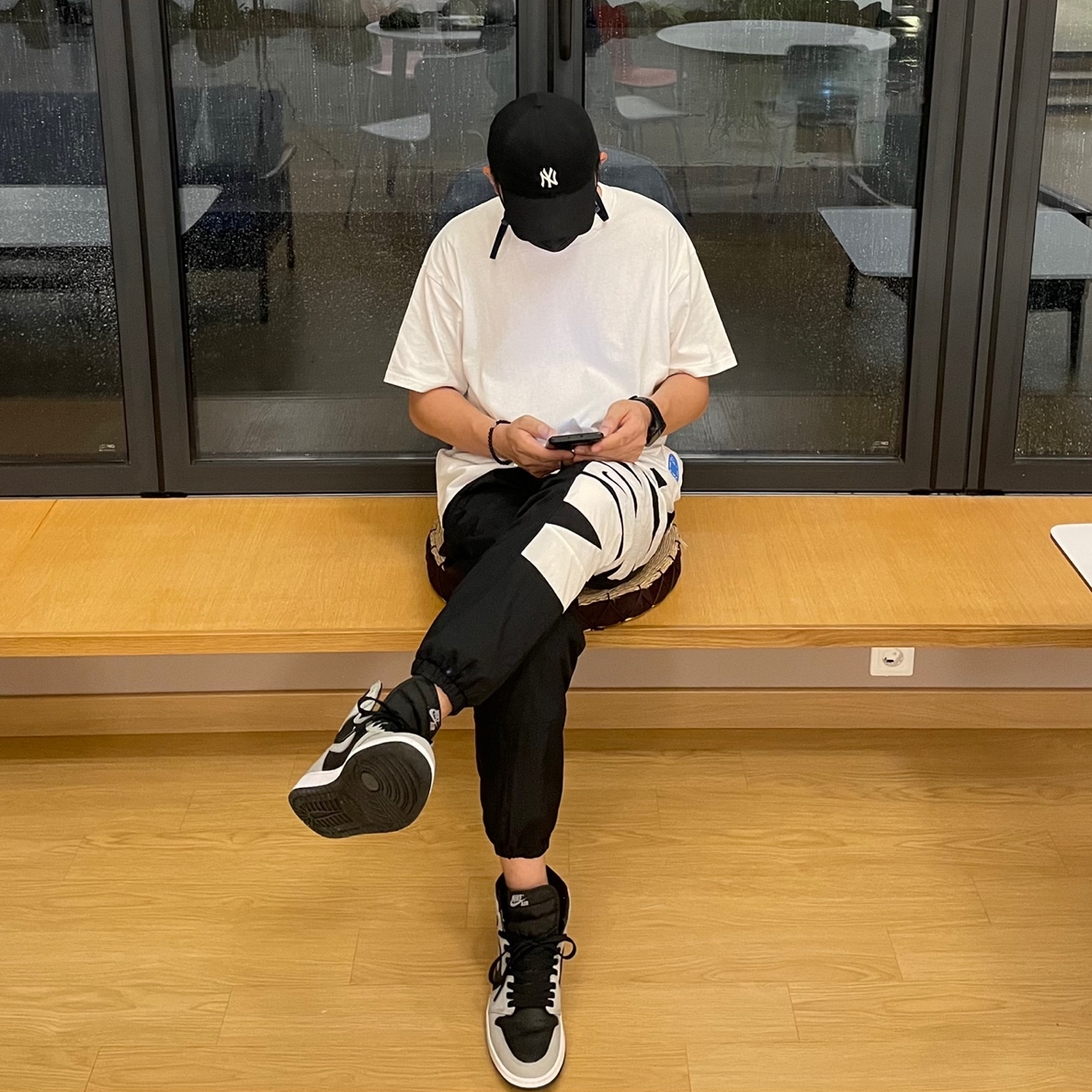 Jordan 1 Retro High OG Shadow 2.0 착용 스타일