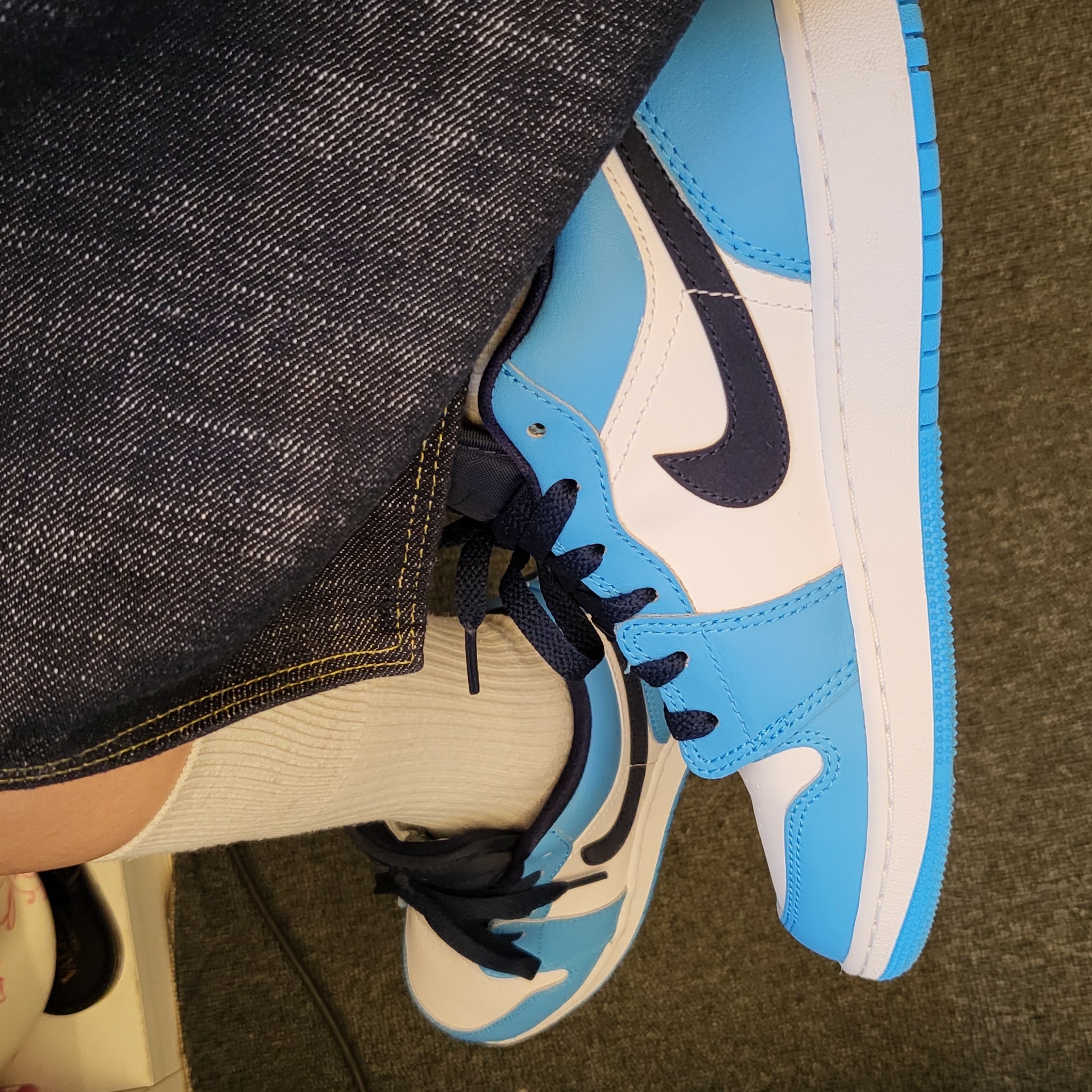 (GS) Jordan 1 Low Dark Powder Blue 착용 스타일
