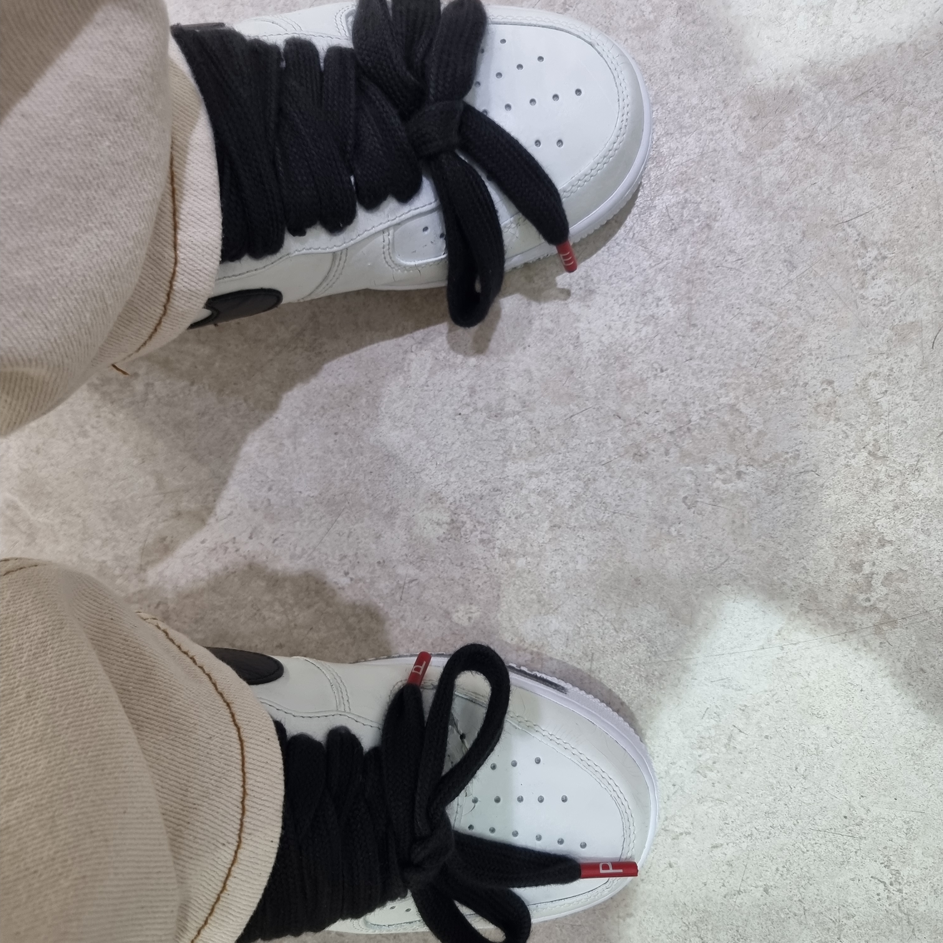 Nike x Peaceminusone Air Force 1 Low Para-Noise 2.0 착용 스타일 - 1