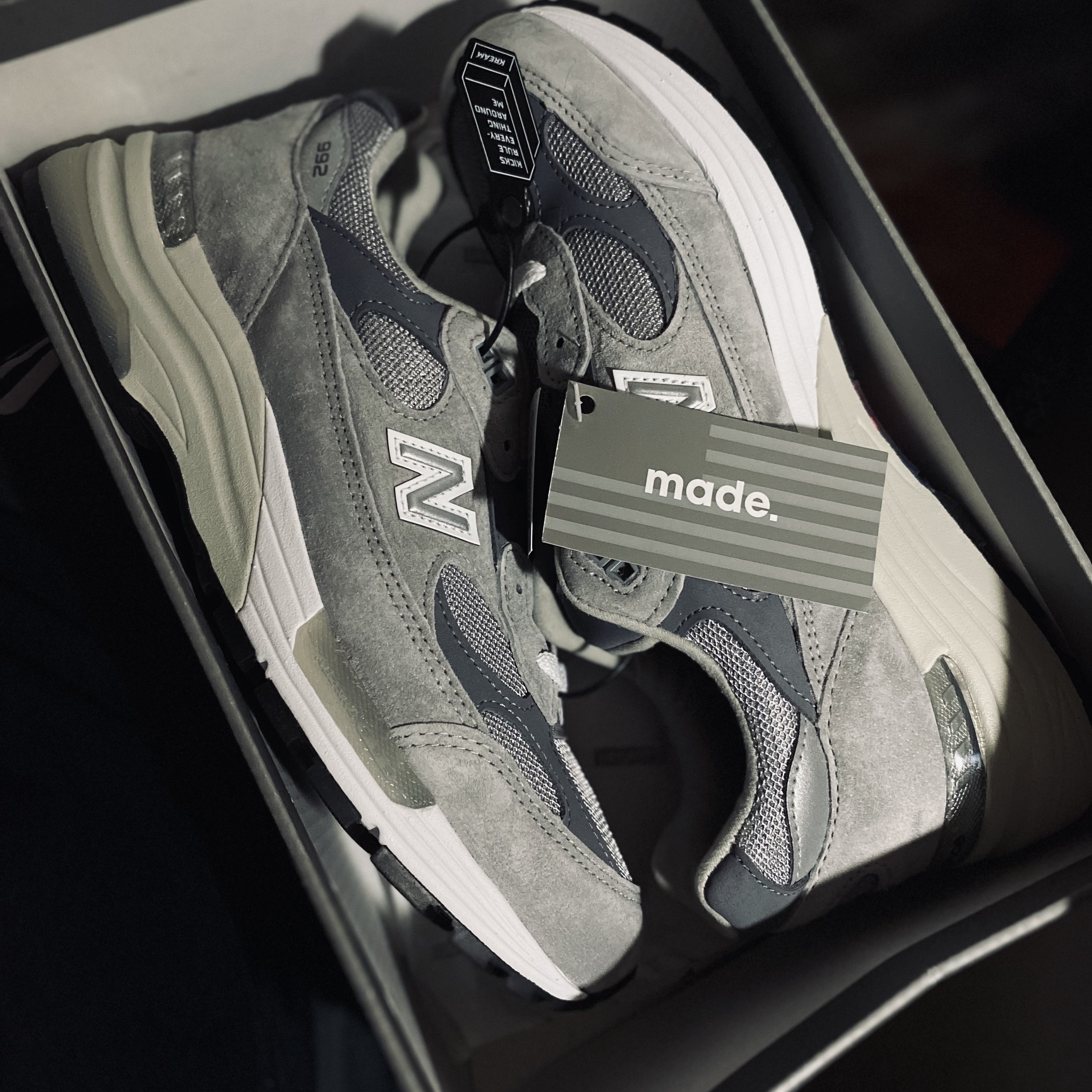 New Balance 992 Made in USA Grey - D Standard 착용 스타일 - 3