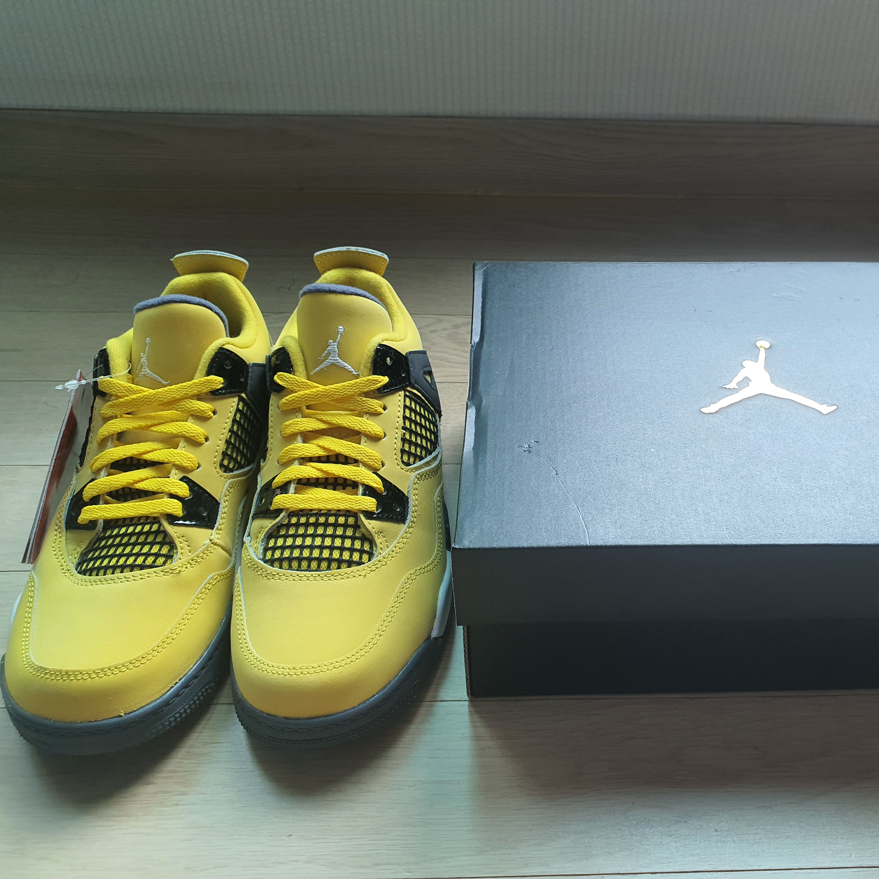 (PS) Jordan 4 Retro Tour Yellow 착용 스타일 - 2