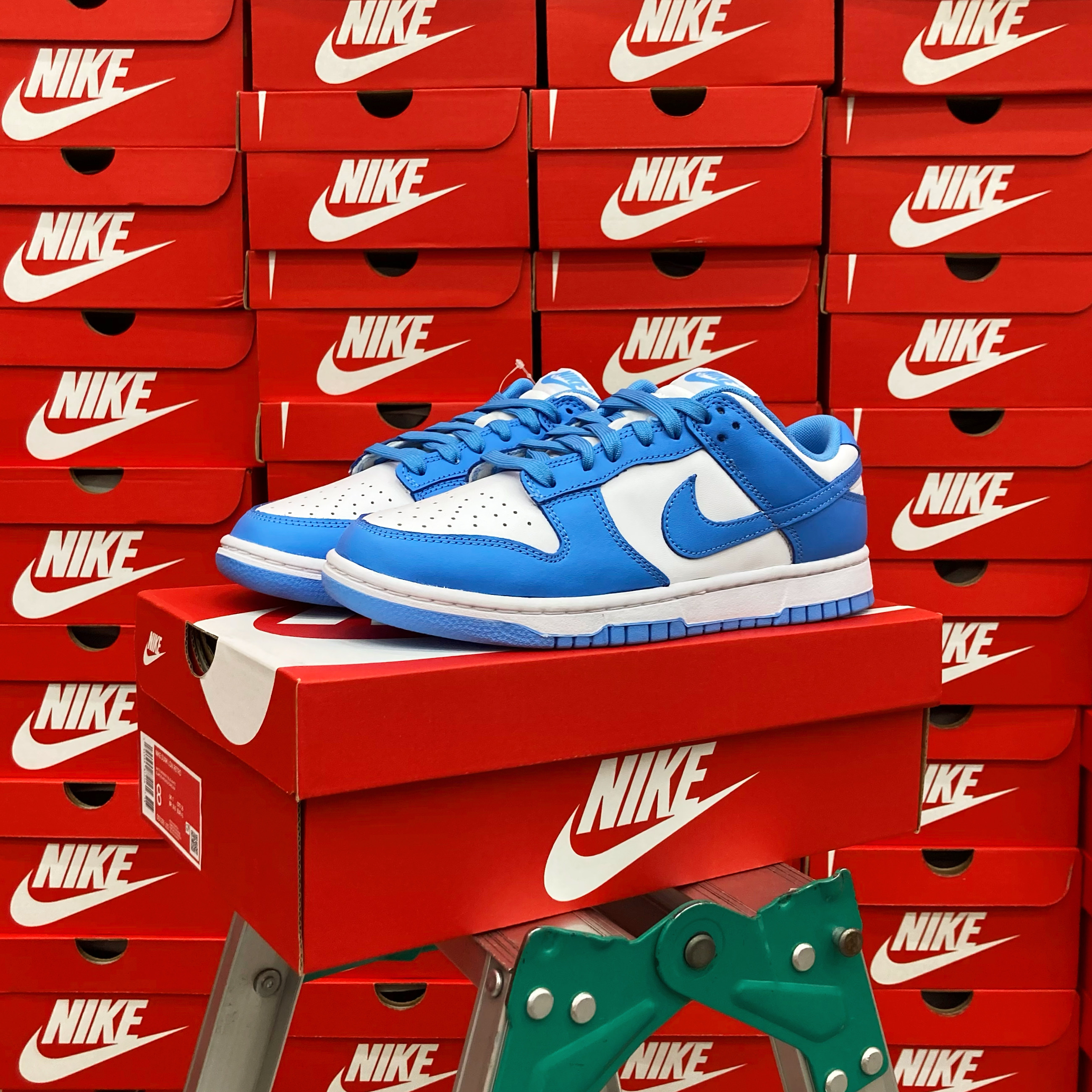Nike Dunk Low Retro University Blue 착용 스타일
