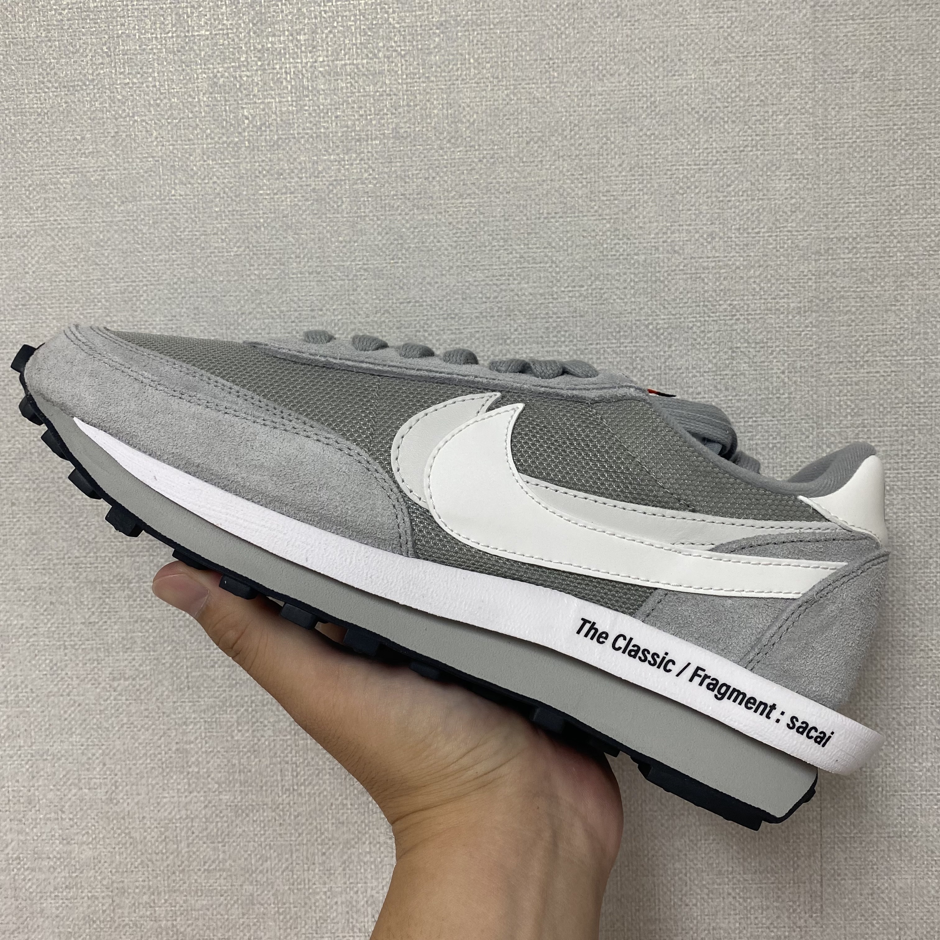 Nike x Sacai x Fragment LDWaffle Light Smoke Grey 착용 스타일