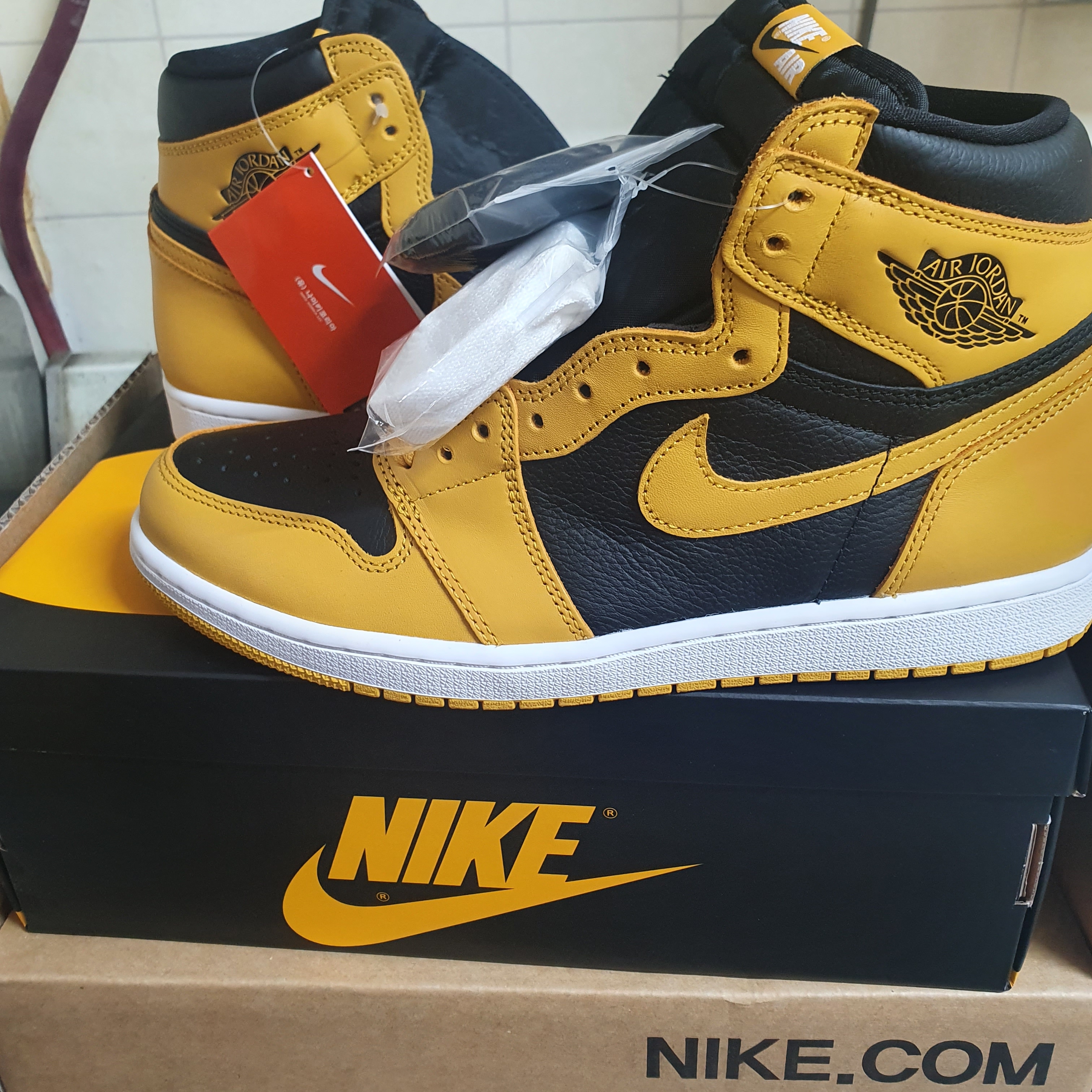 Jordan 1 Retro High OG Pollen 착용 스타일