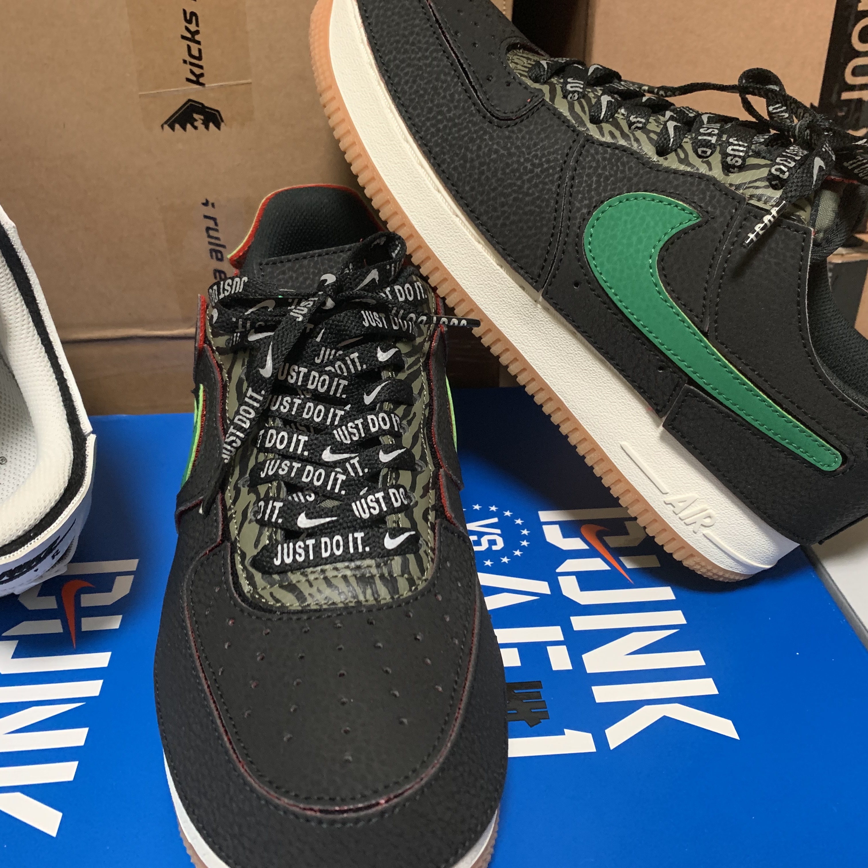 Nike Air Force 1/1 Cosmic Clay, Nike Air Force 1/1 Custom Uptown 착용 스타일 - 5