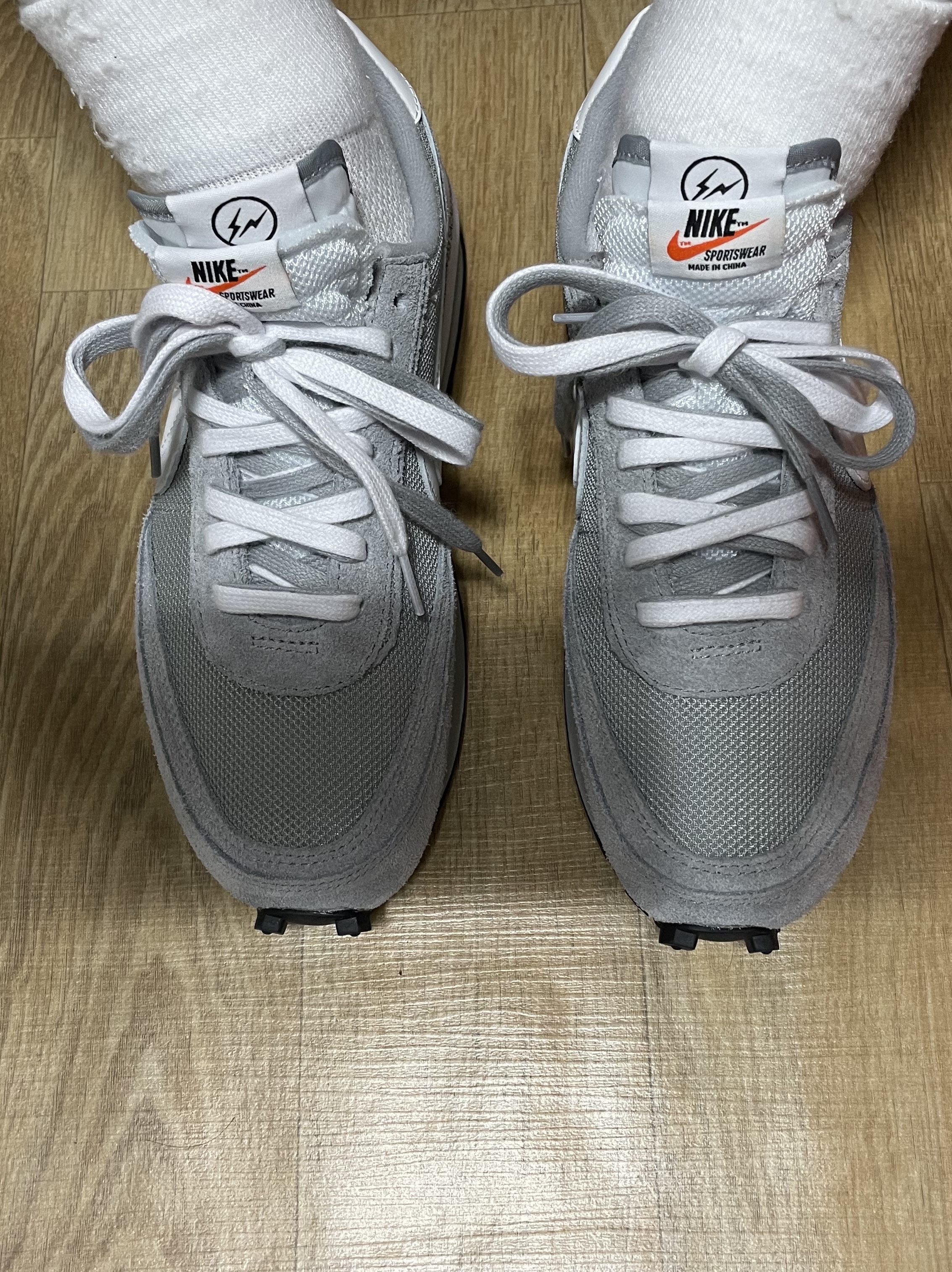 Nike x Sacai x Fragment LDWaffle Light Smoke Grey 착용 스타일 - 5
