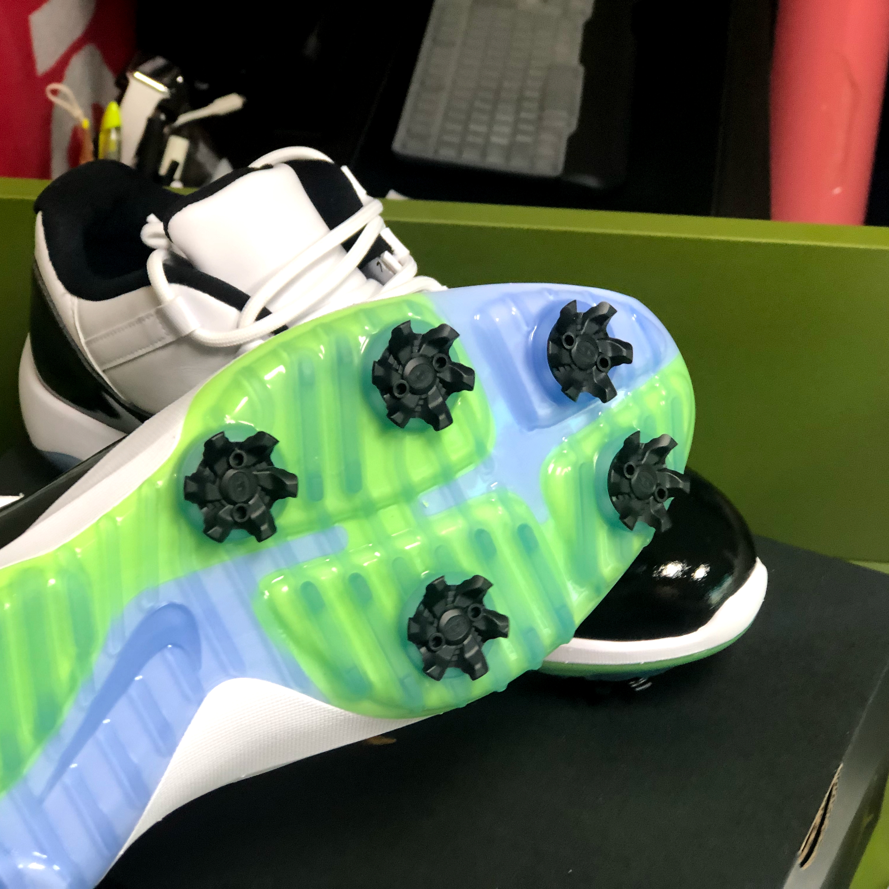Jordan 11 Retro Low Golf Concord 착용 스타일 - 2