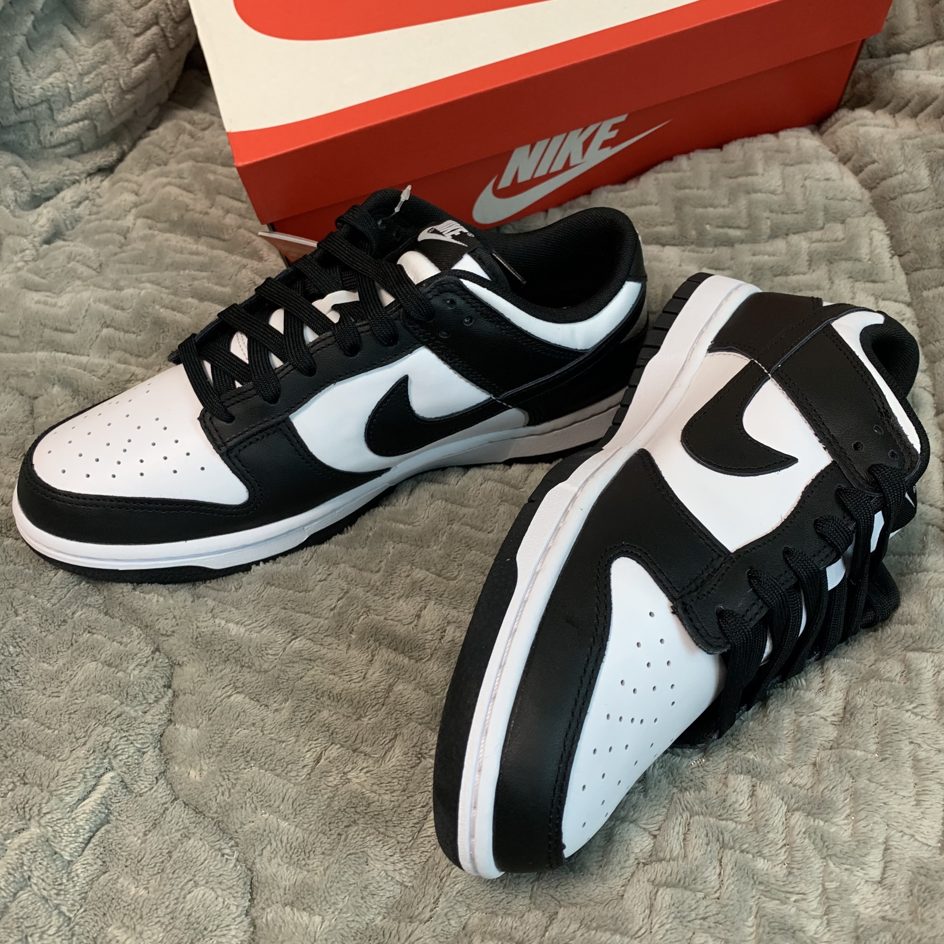 Nike Dunk Low Retro Black 착용 스타일