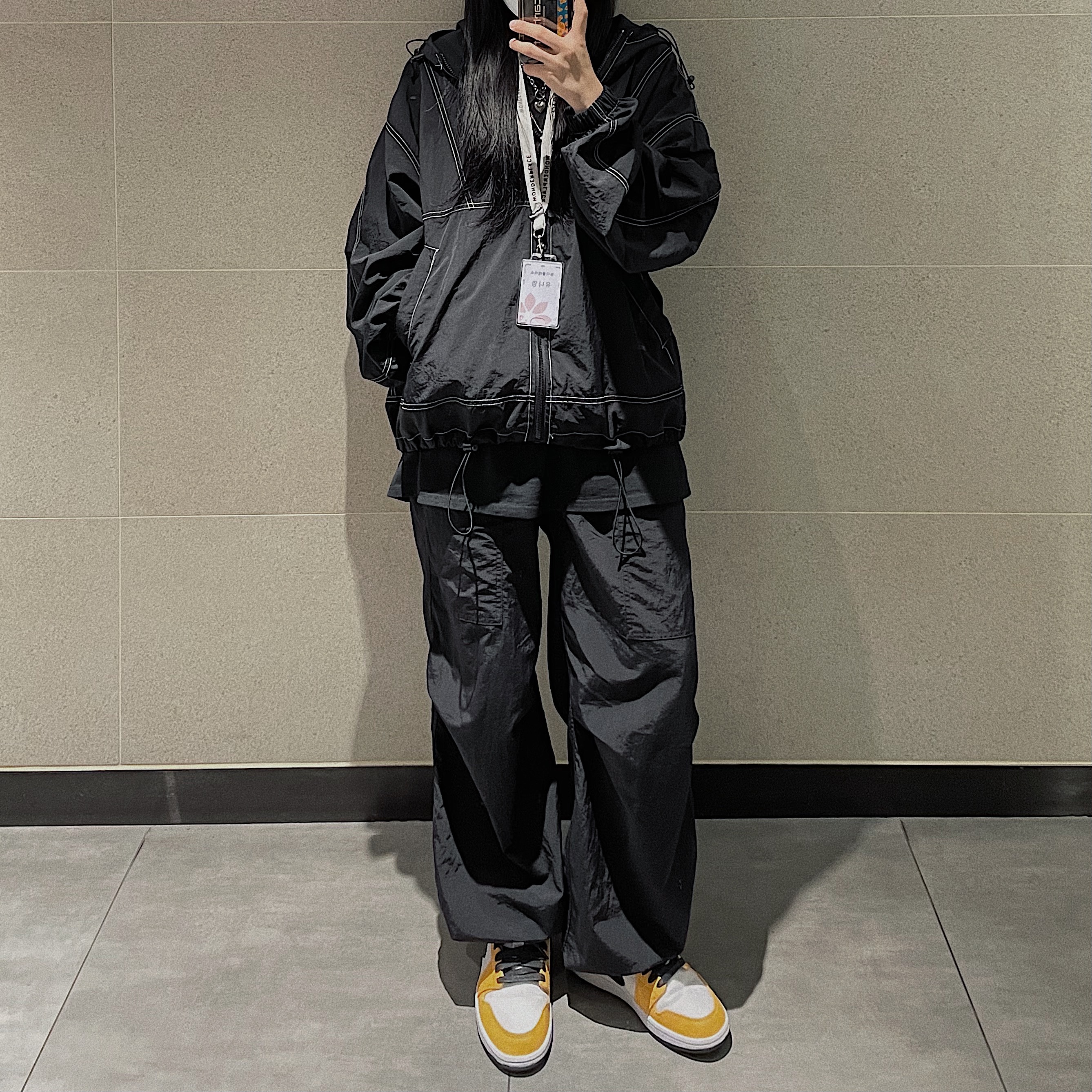 (W) Jordan 1 Low SE Laser Orange 착용 스타일