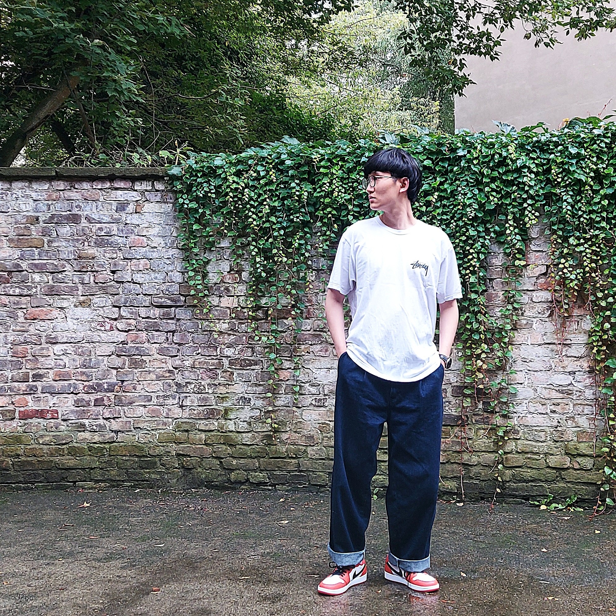 Jordan 1 Low OG Starfish, Stussy Design Group 21 T-Shirt White 착용 스타일 - 1