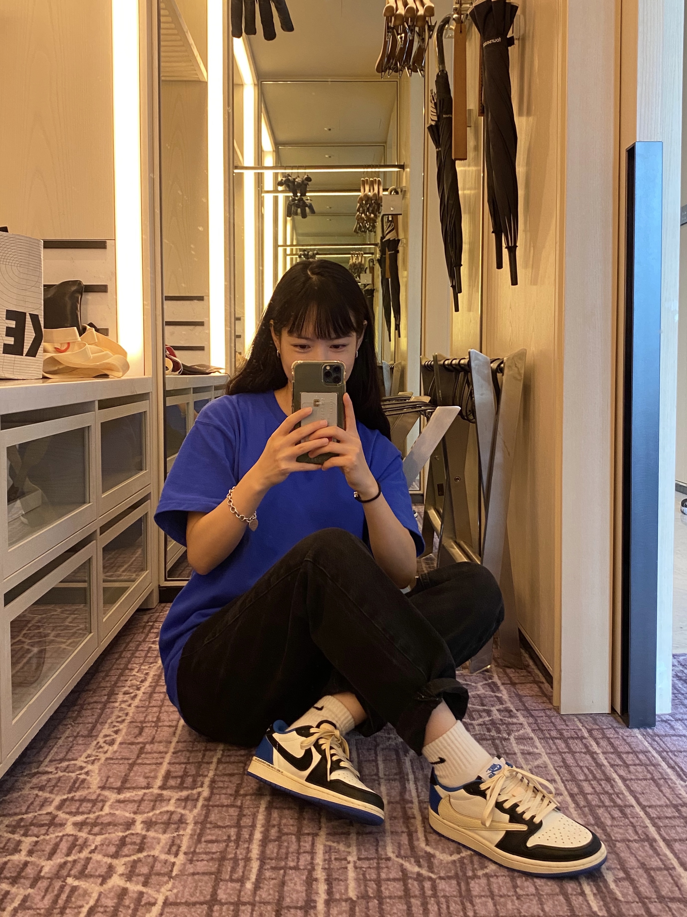 Jordan 1 x Travis Scott x Fragment Retro Low OG SP Military Blue 착용 스타일