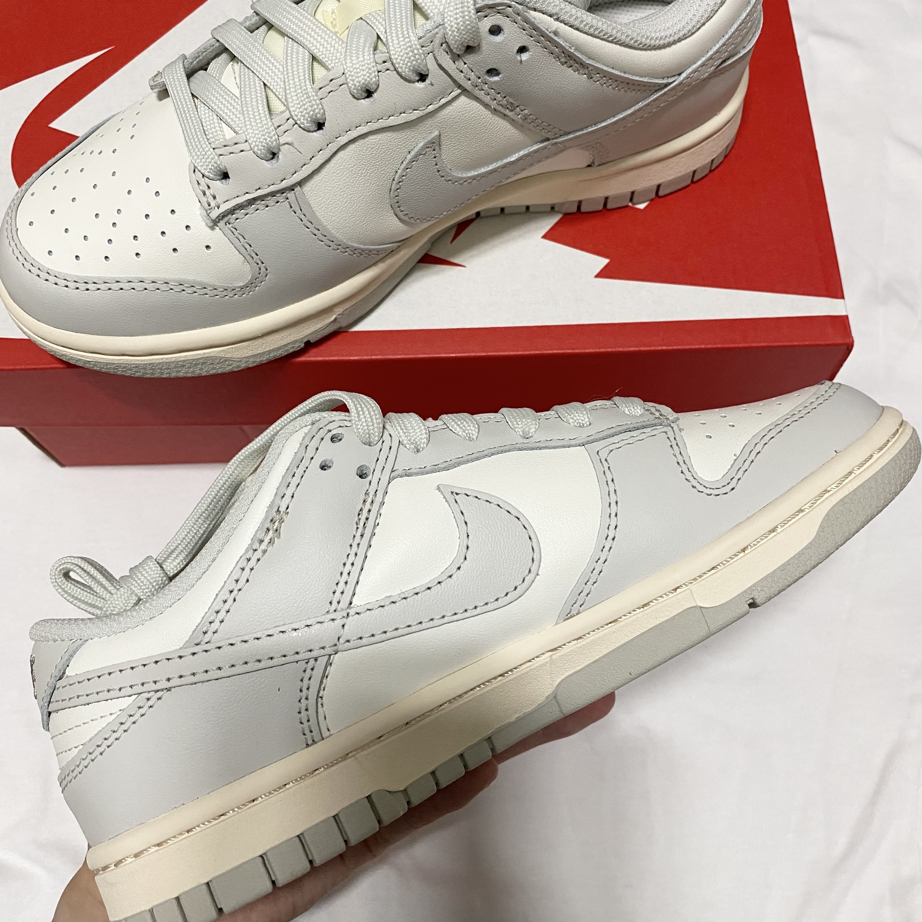 (W) Nike Dunk Low Light Bone 착용 스타일