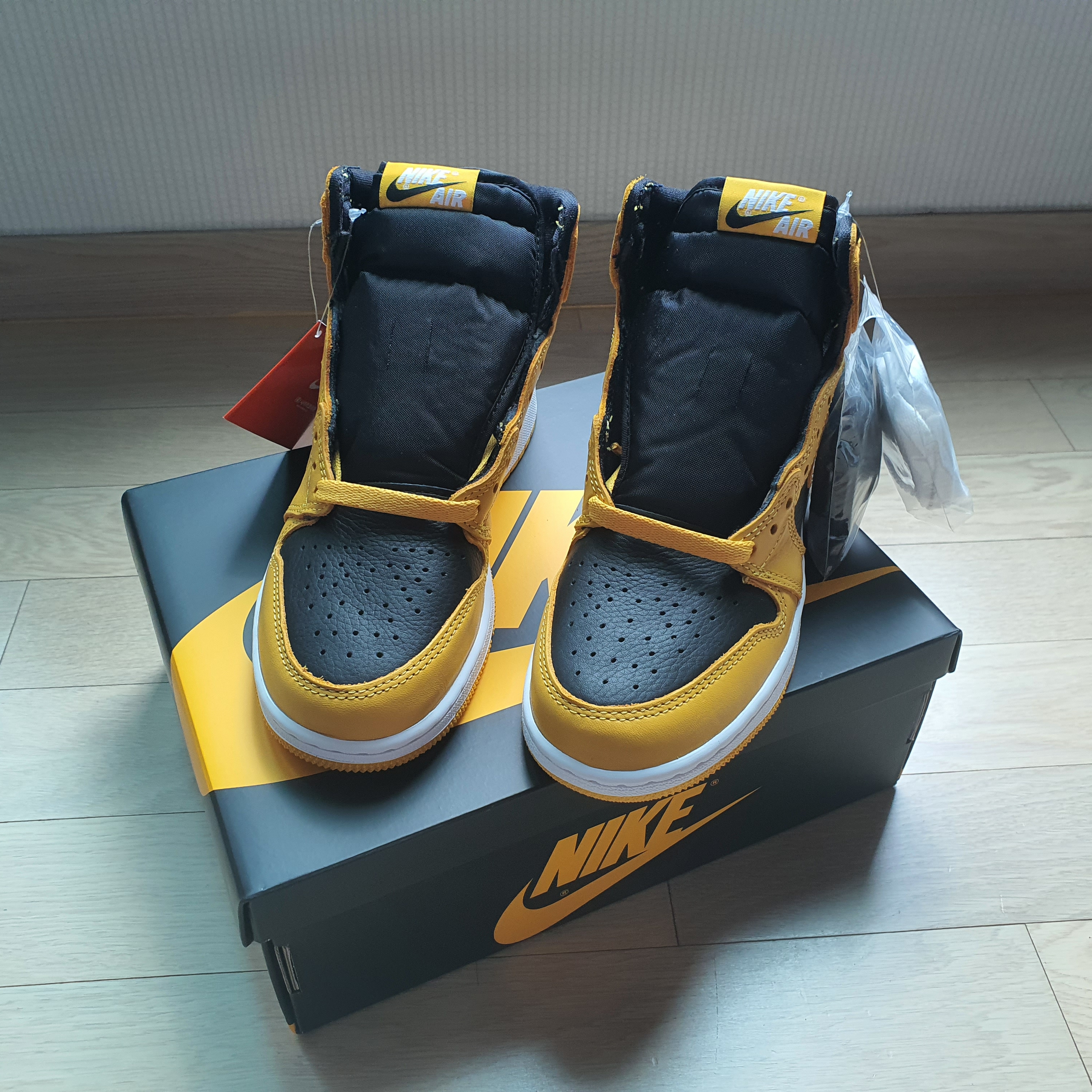 Jordan 1 Retro High OG Pollen 착용 스타일 - 1