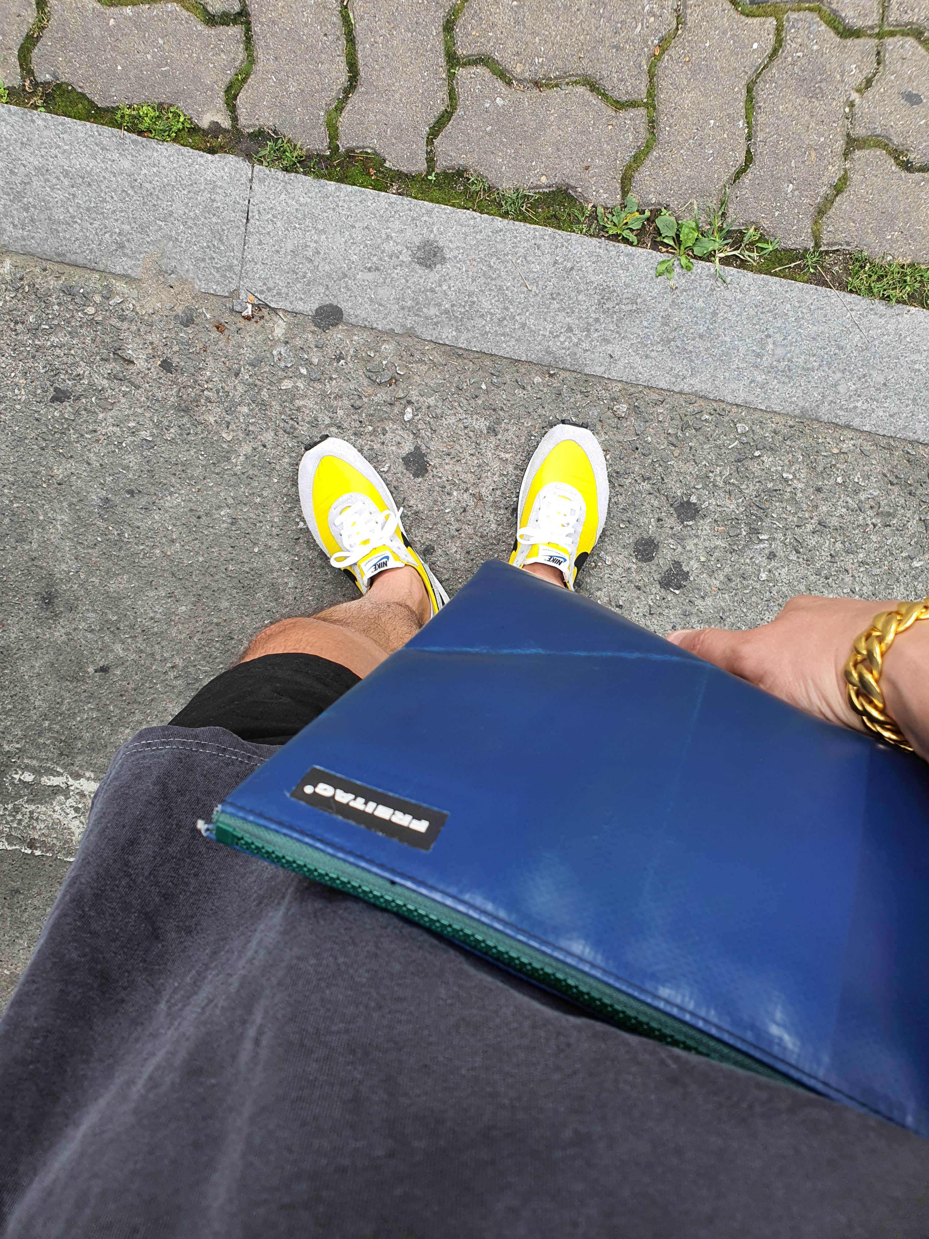 Nike x Undercover Daybreak Bright Citron 착용 스타일