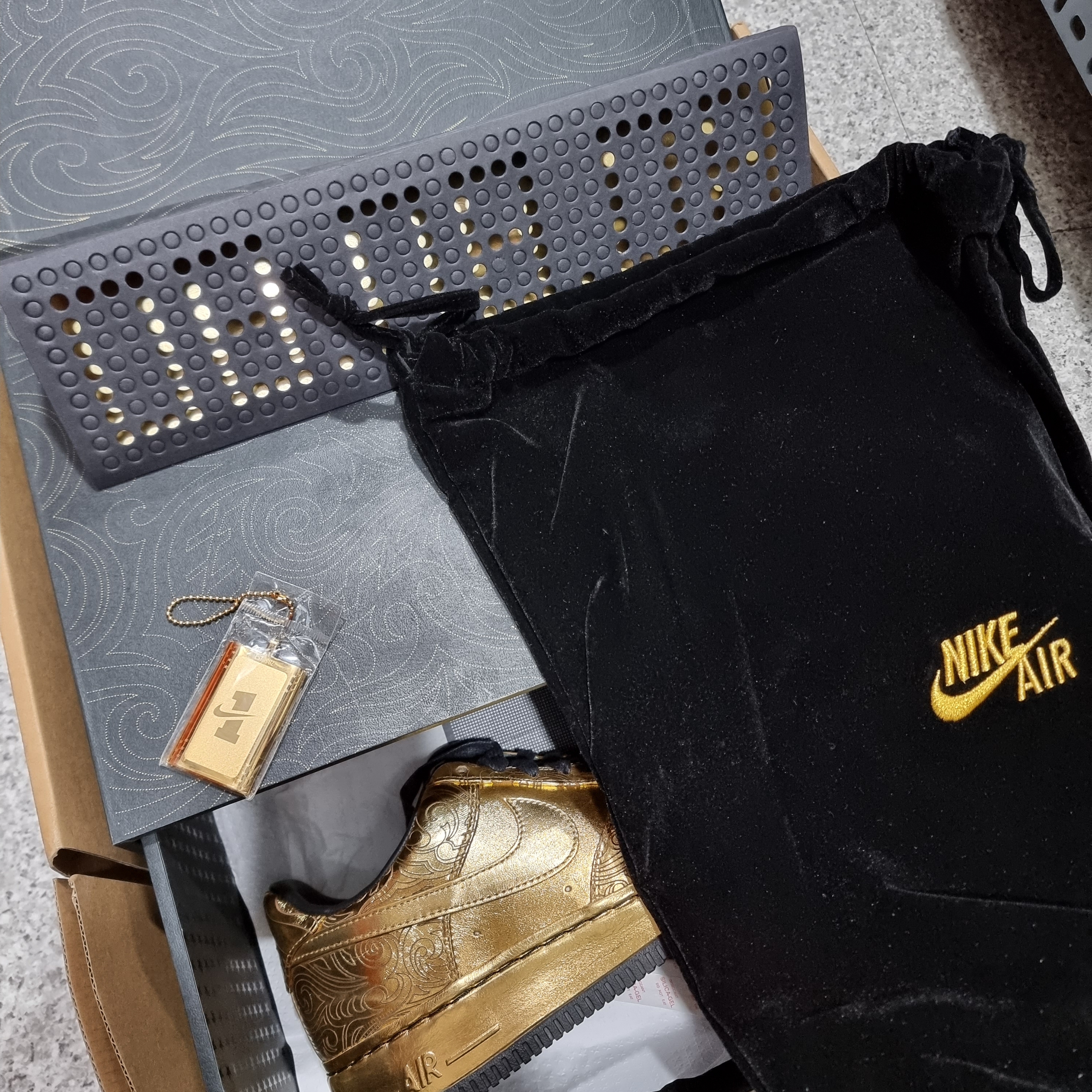 Nike Air Force 1 Low Closing Ceremonies (Beijing) 착용 스타일 - 3