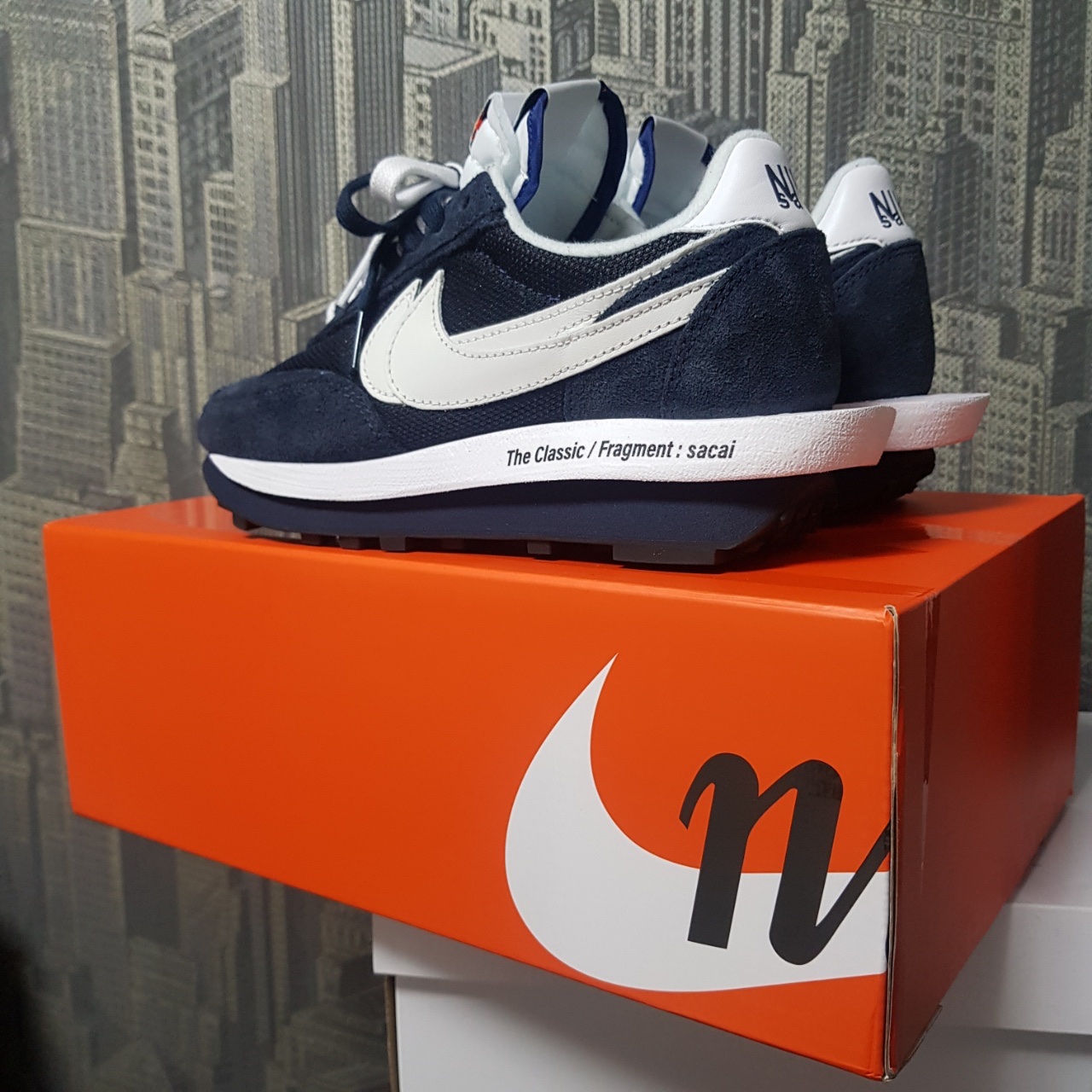 Nike x Sacai x Fragment LDWaffle Blackened Blue 착용 스타일 - 2