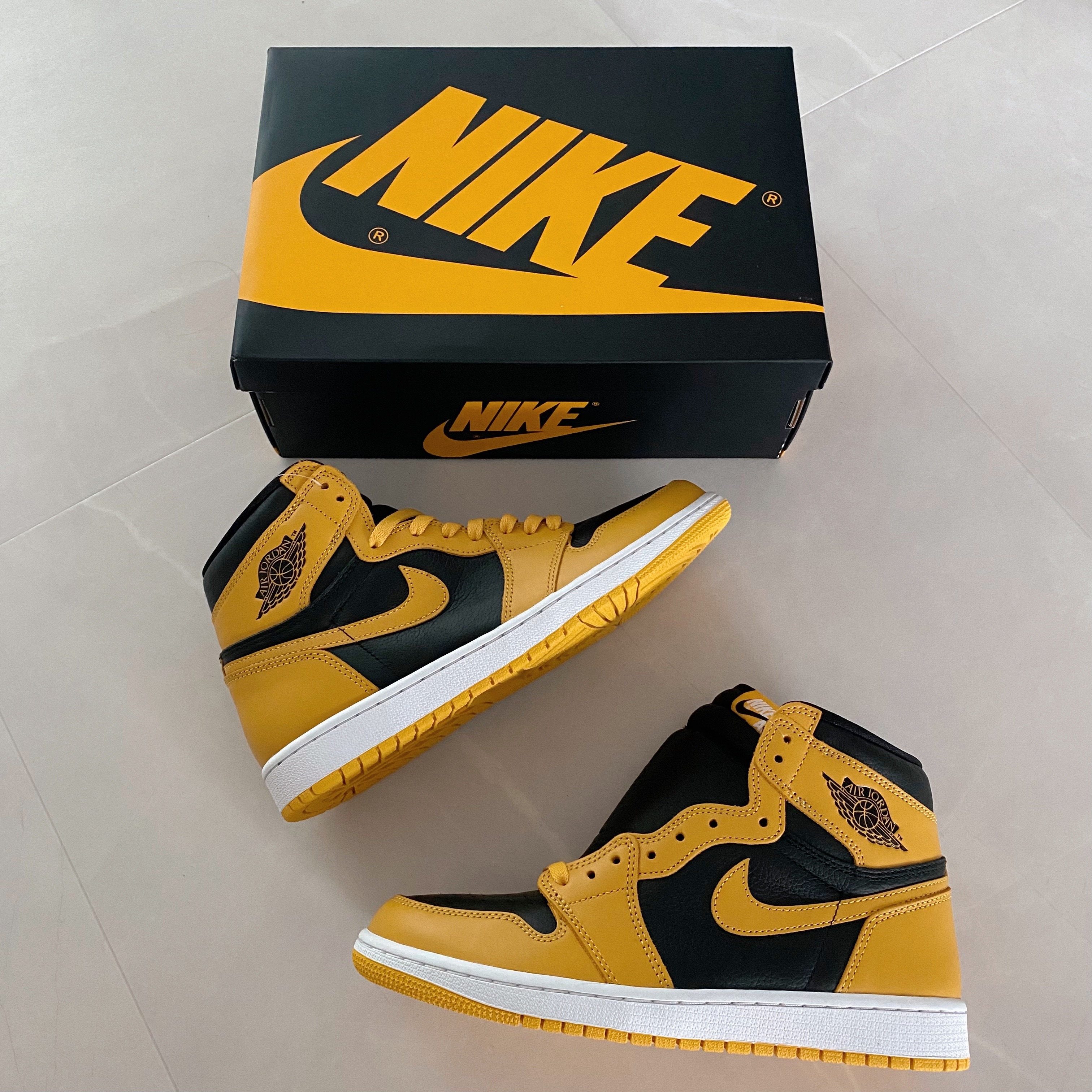 Jordan 1 Retro High OG Pollen 착용 스타일