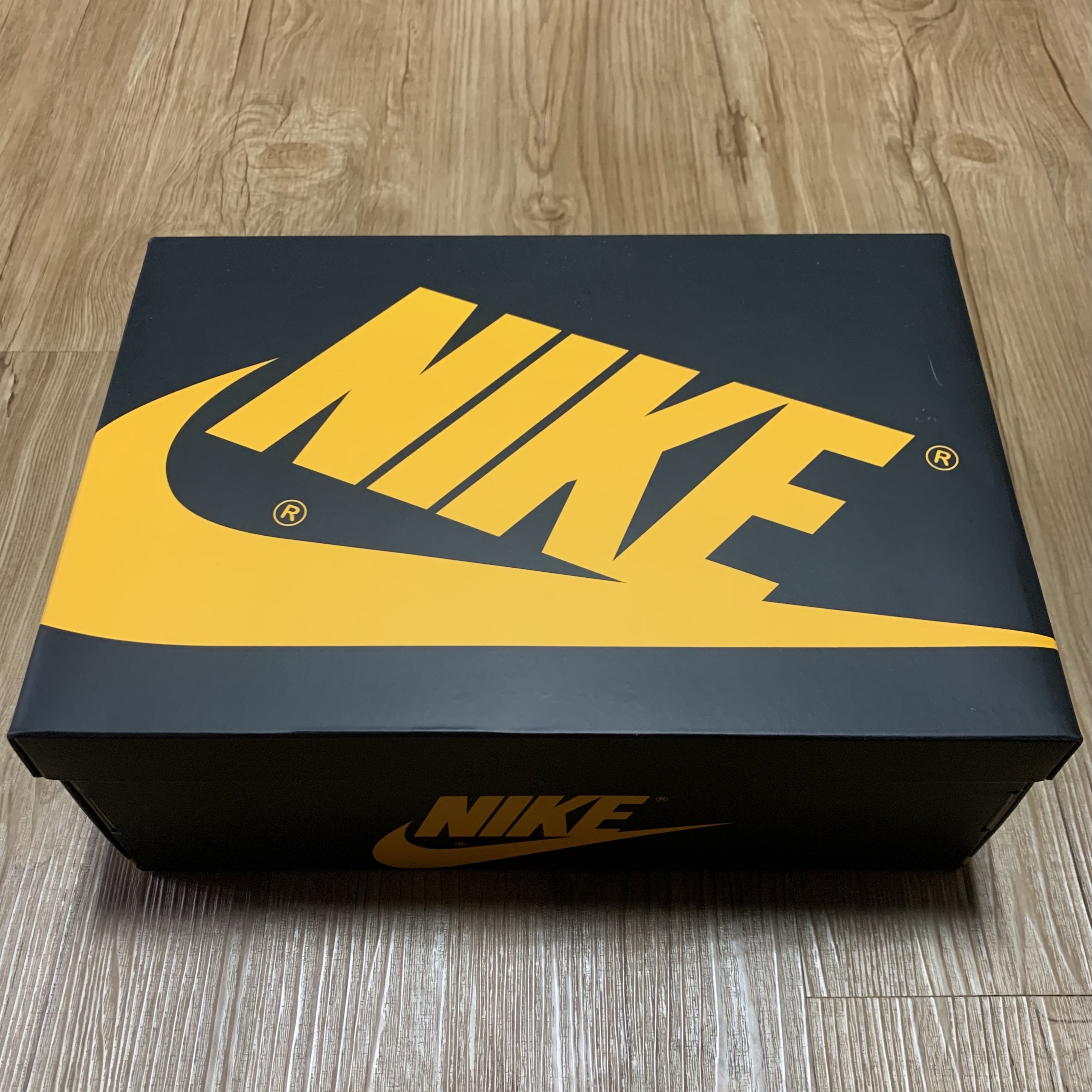 Jordan 1 Retro High OG Pollen 착용 스타일 - 1