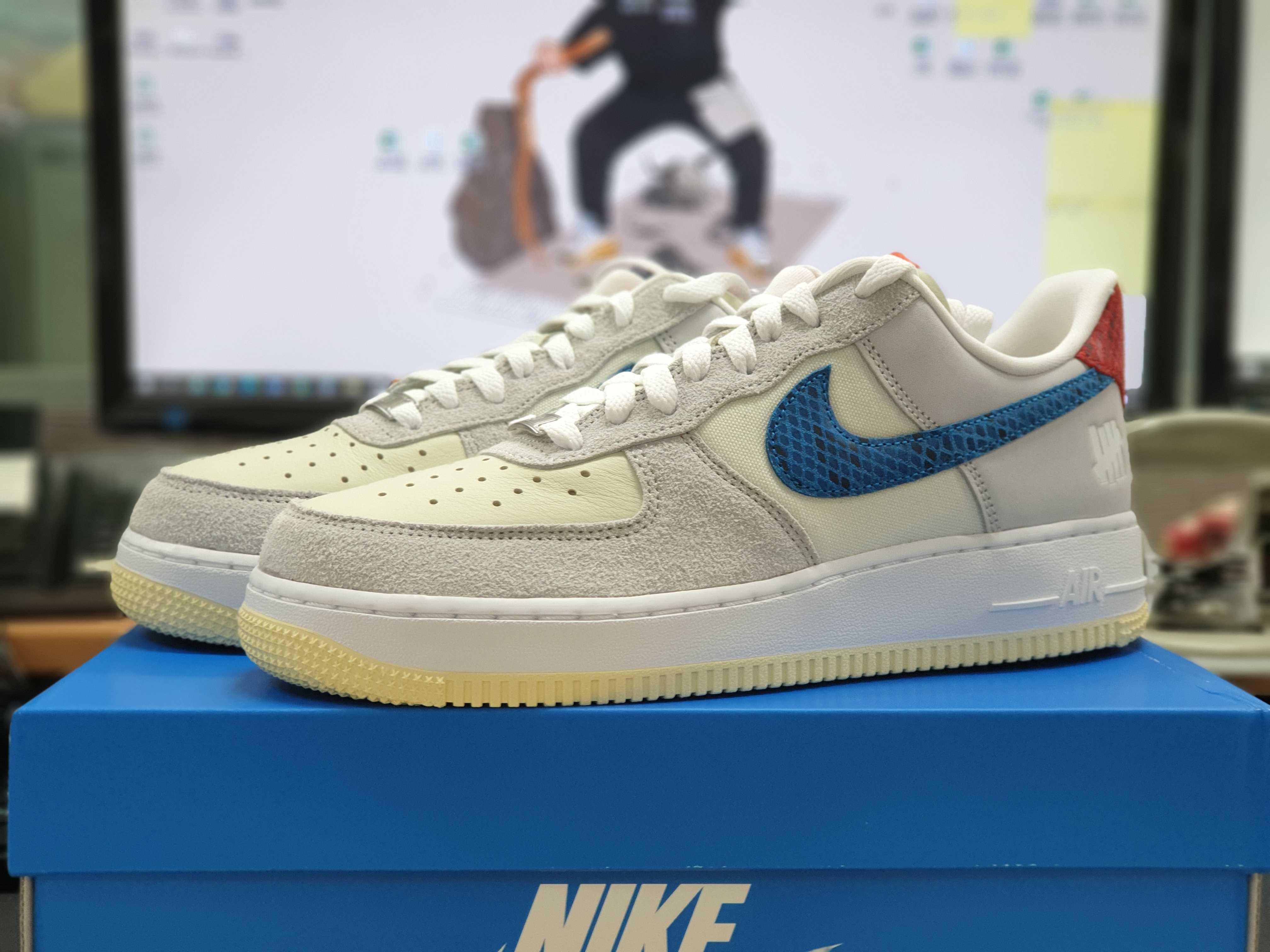Nike x Undefeated Air Force 1 Low SP 5 On It 착용 스타일