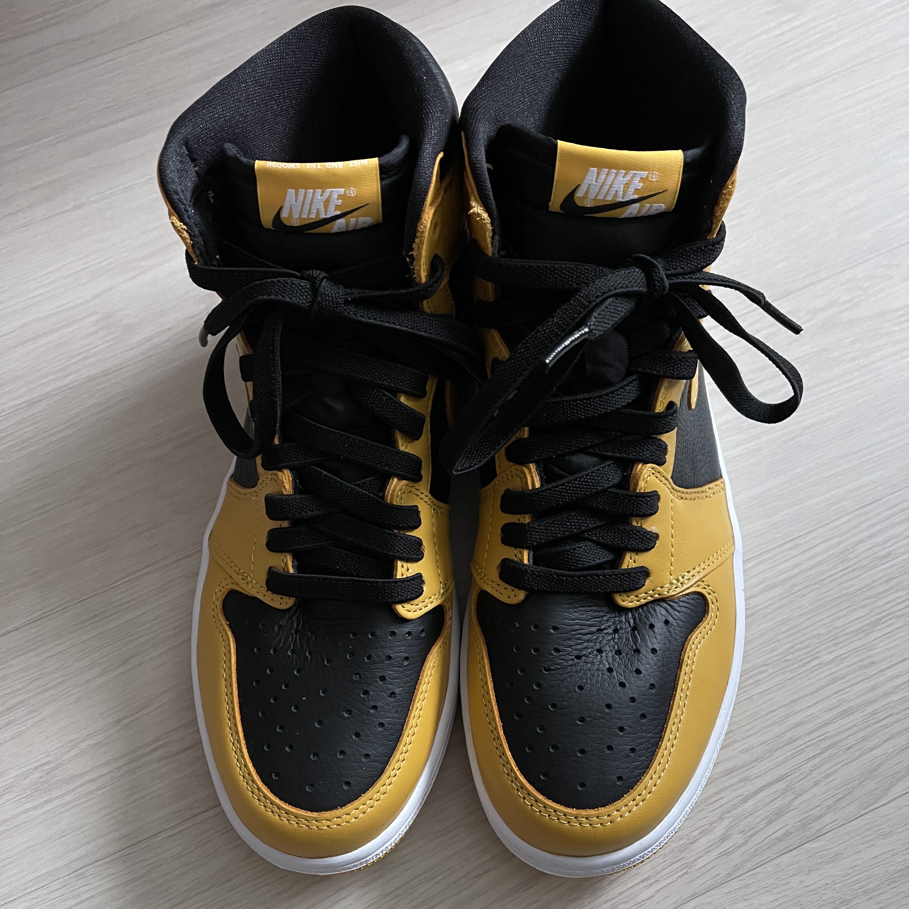 Jordan 1 Retro High OG Pollen 착용 스타일