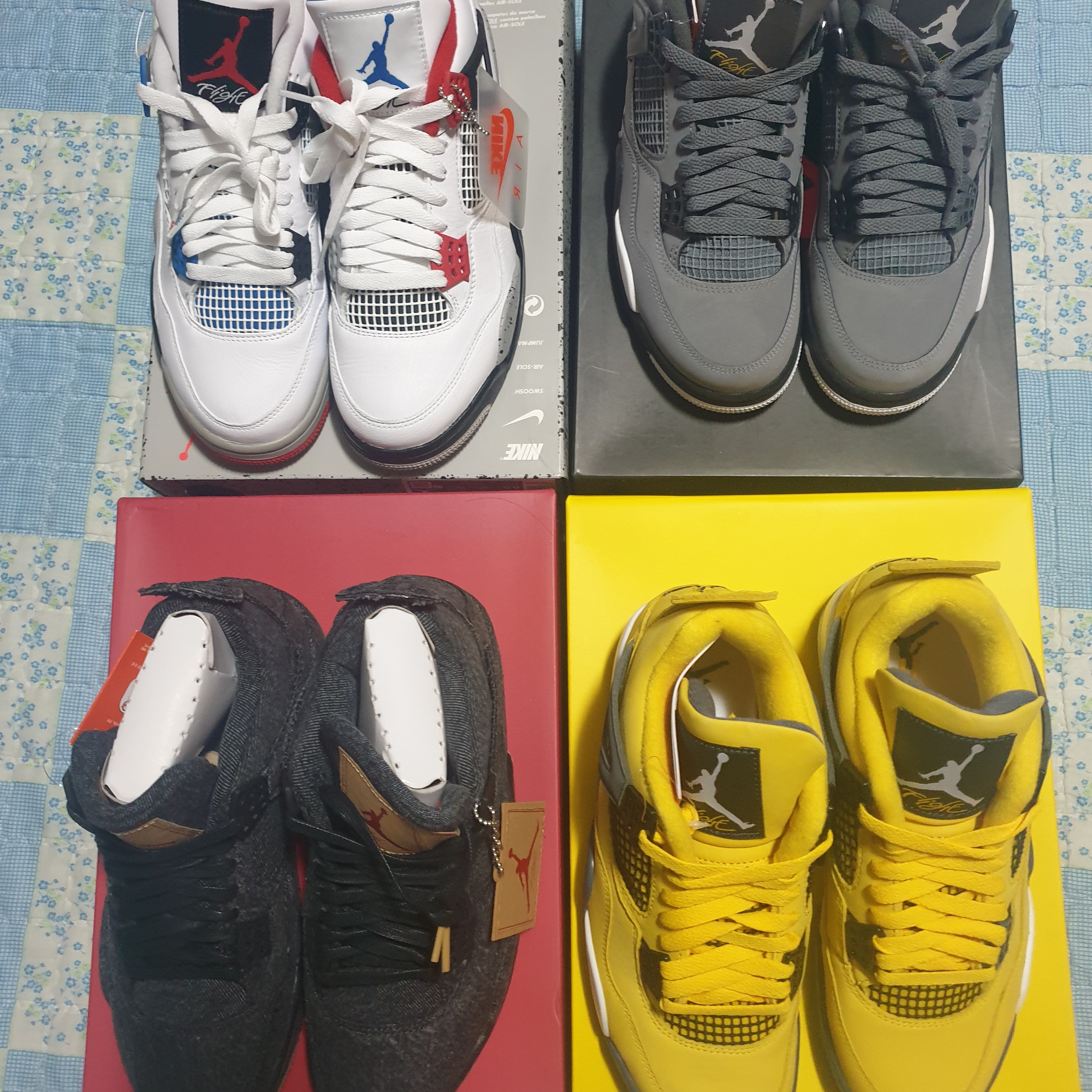 Jordan 4 Retro Tour Yellow, Jordan 4 x Levi's Retro Black Denim (Blank Tag) 착용 스타일