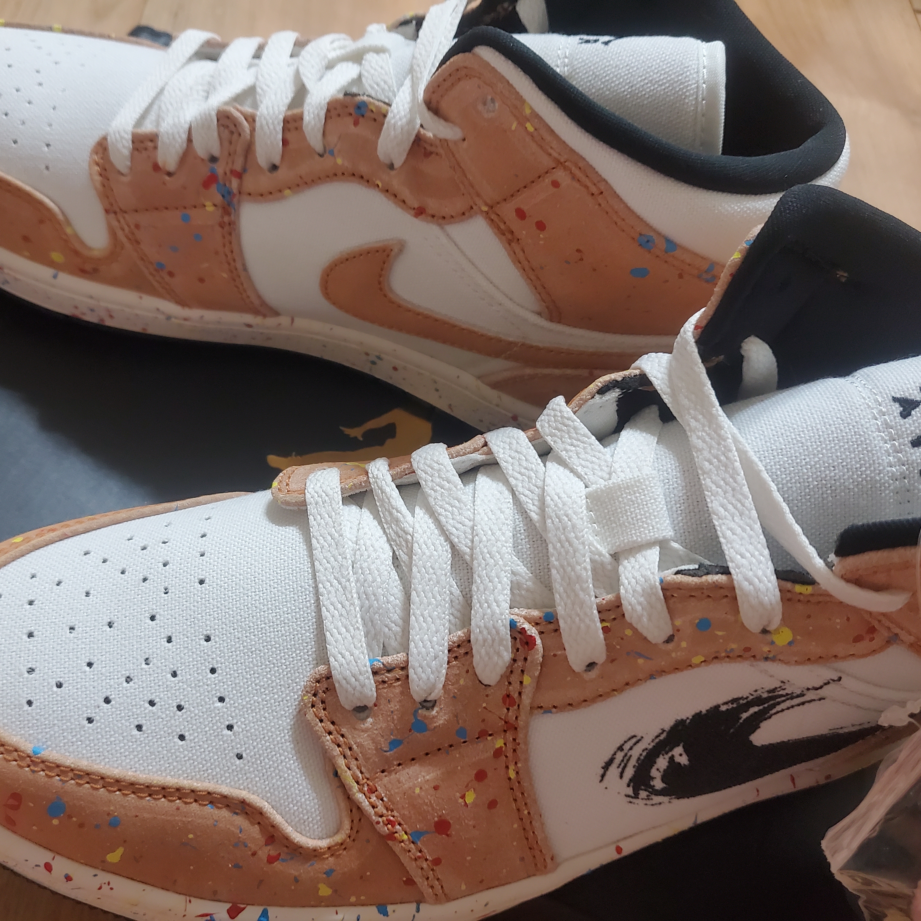 Jordan 1 Mid SE Brushstroke 착용 스타일