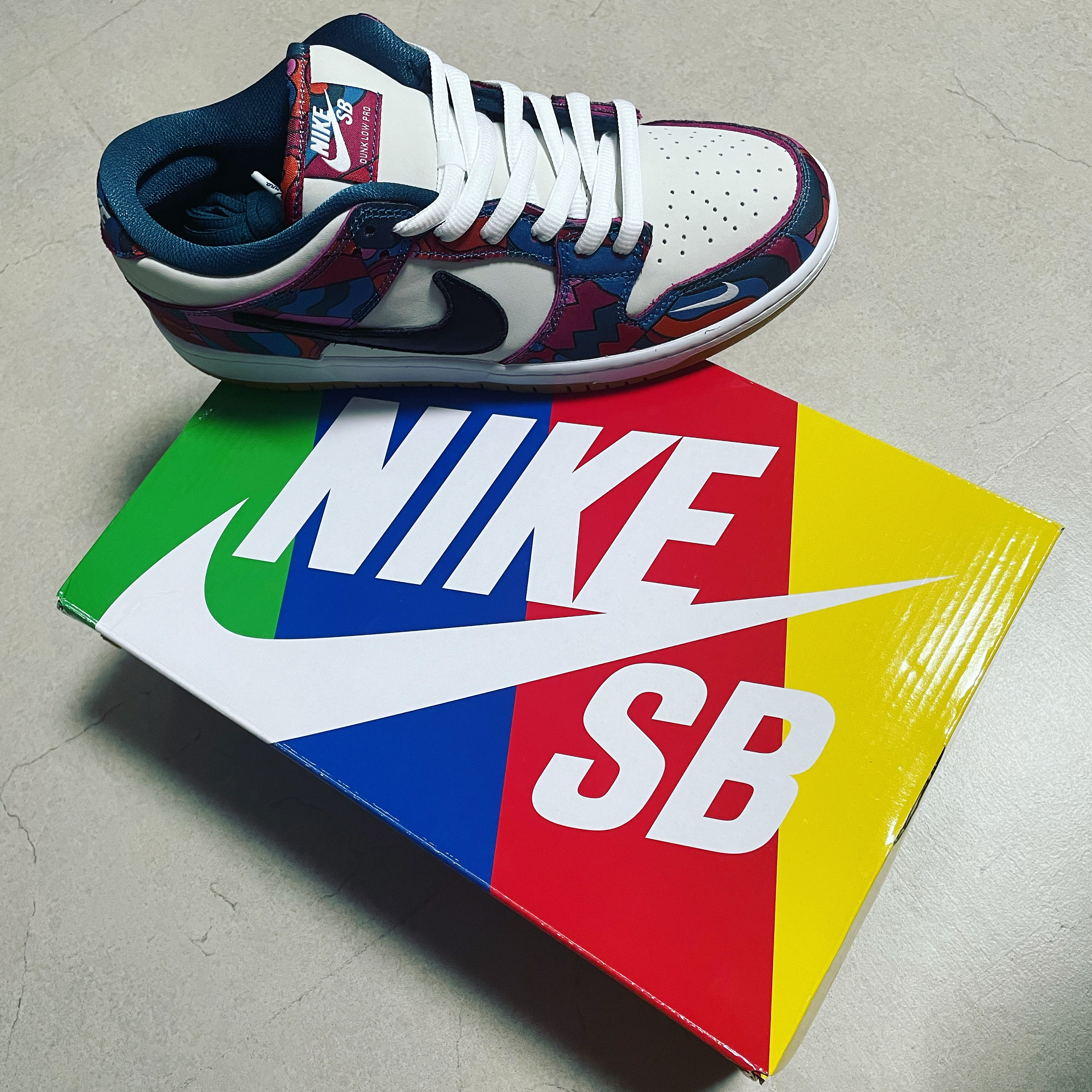 Nike x Parra SB Dunk Low Pro Abstract Art 착용 스타일