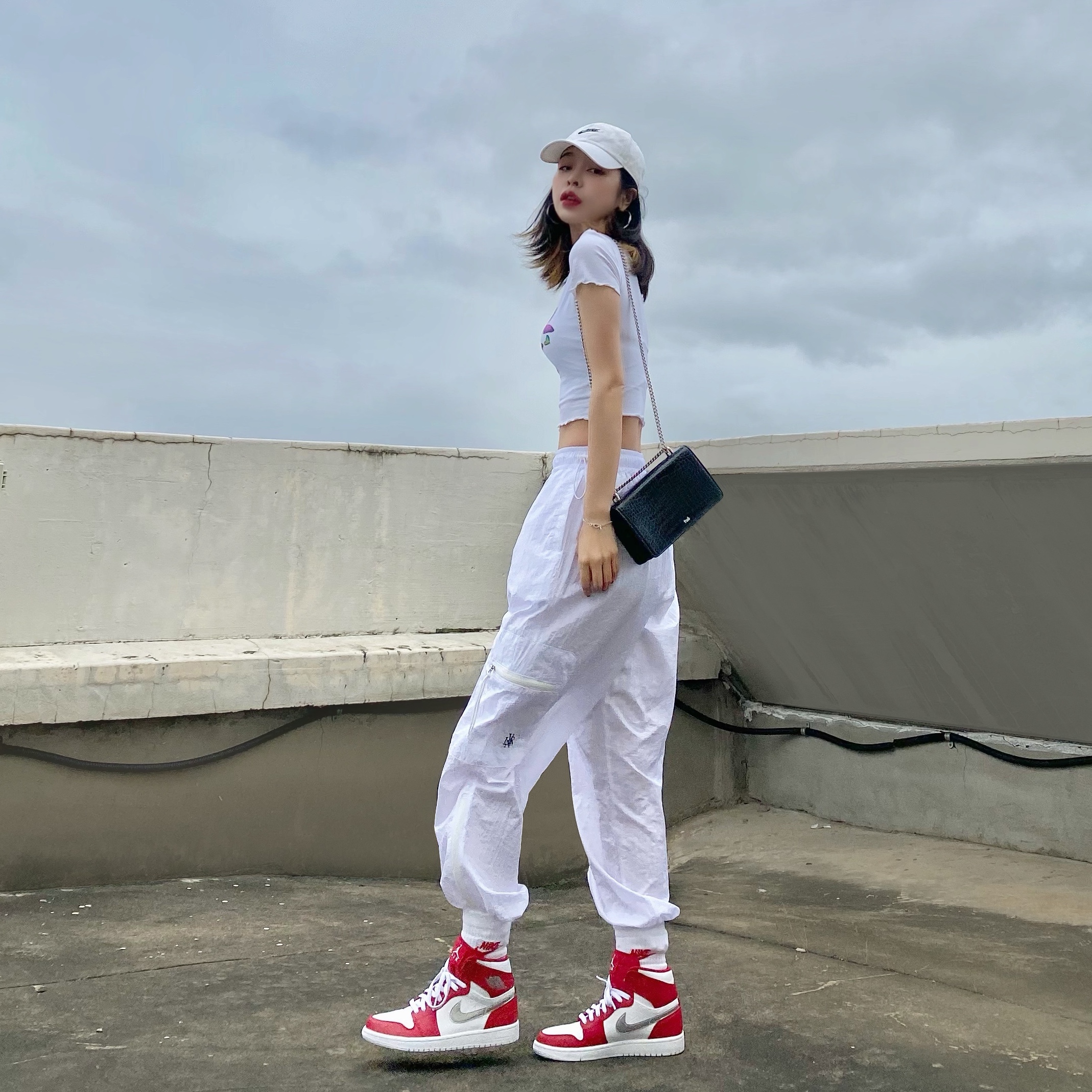 Jordan 1 Retro Silver Medal 착용 스타일