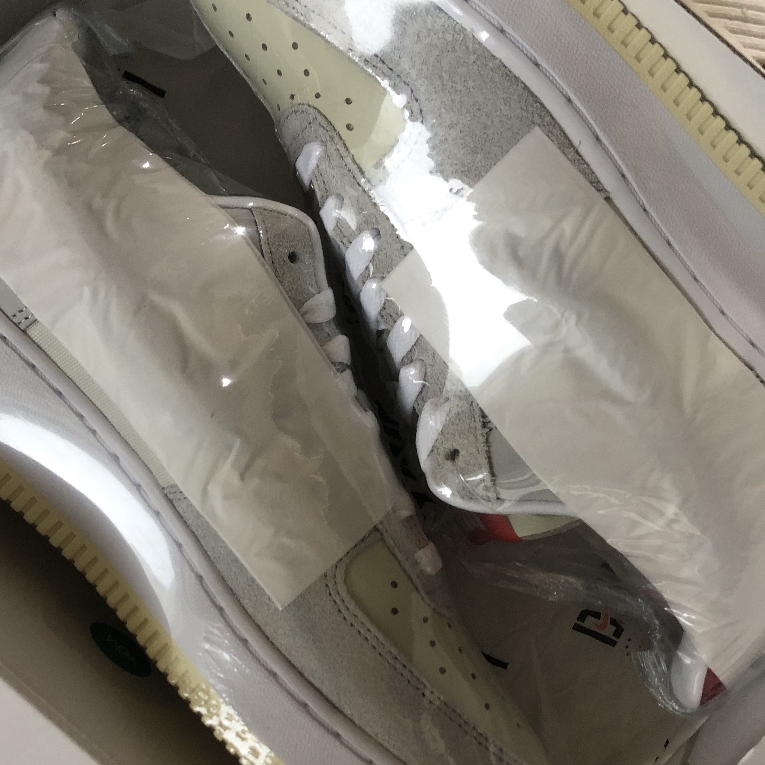 Nike x Undefeated Air Force 1 Low SP 5 On It 착용 스타일 - 3