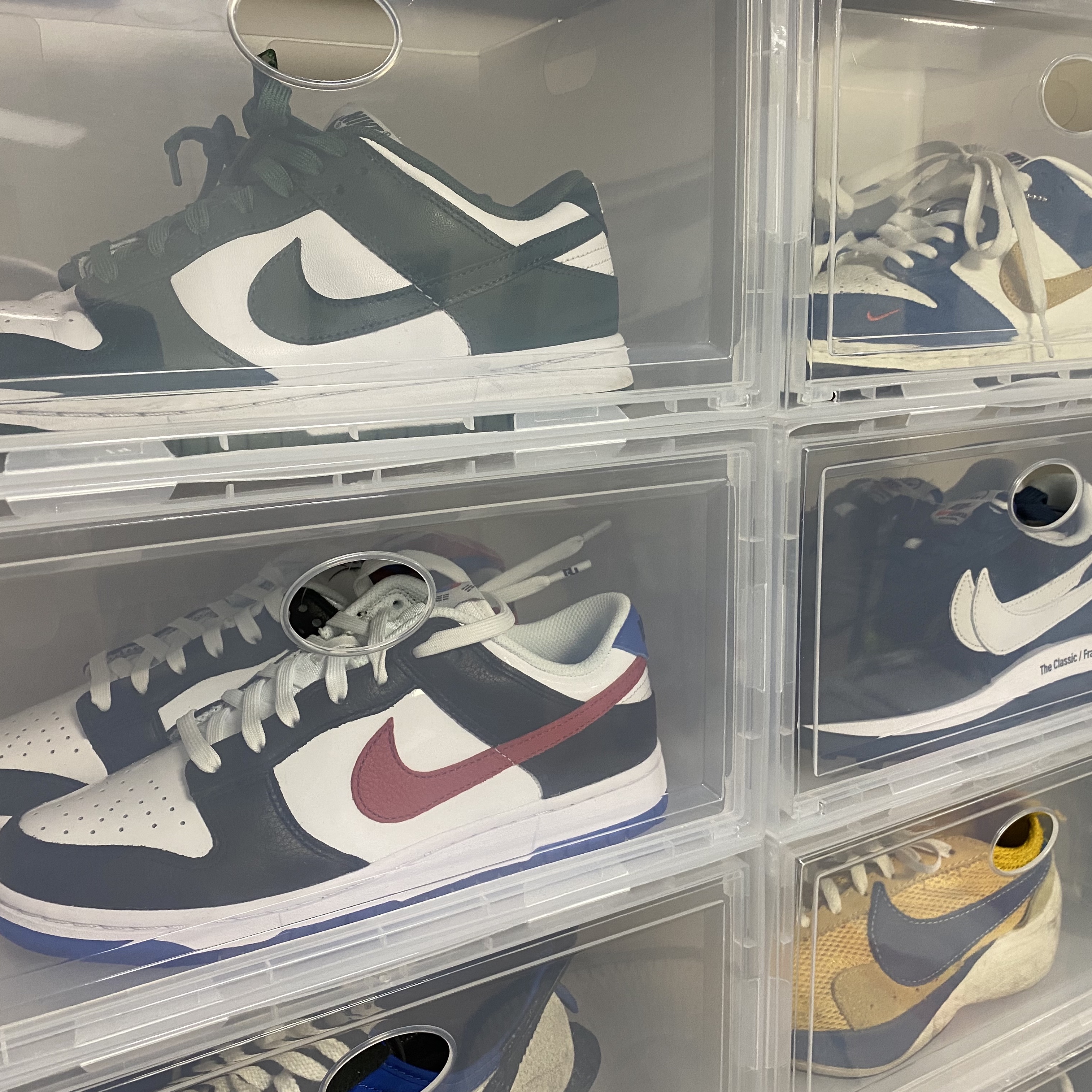 Nike Dunk Low Retro Varsity Green, Nike x Kasina Dunk Low 80's Bus 착용 스타일