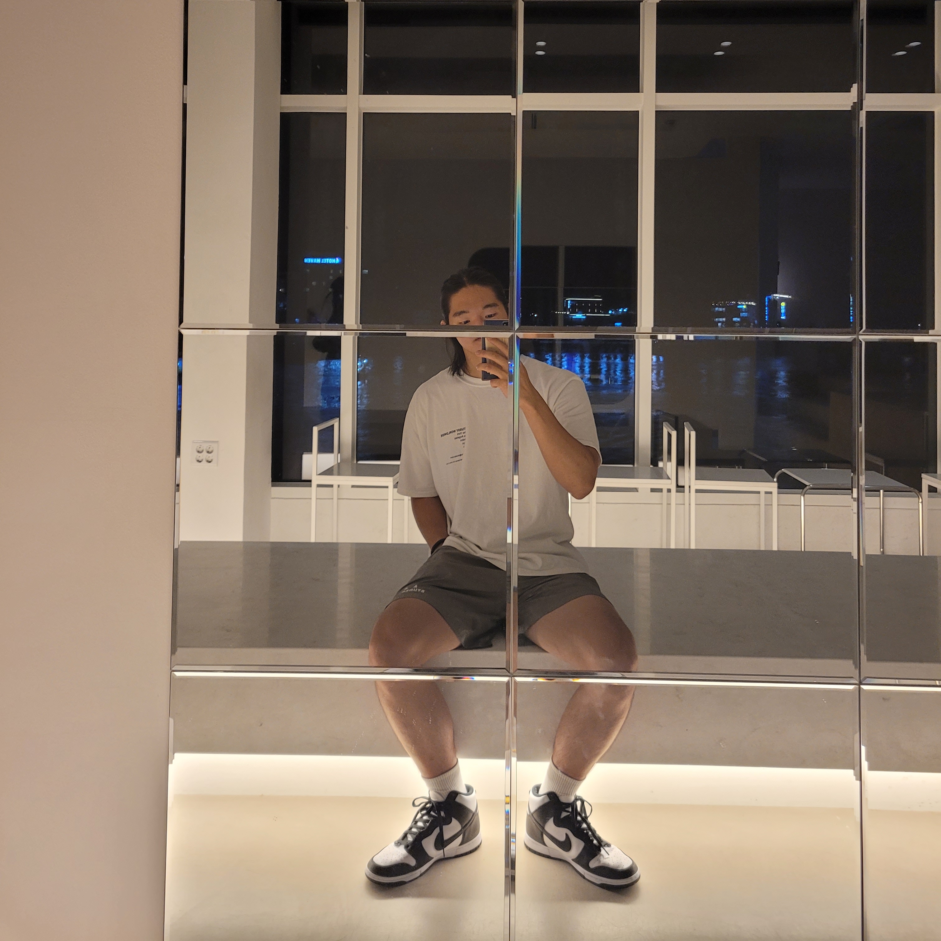 Nike Dunk High Retro Black and White, IAB Studio Woven Shorts Gray 착용 스타일