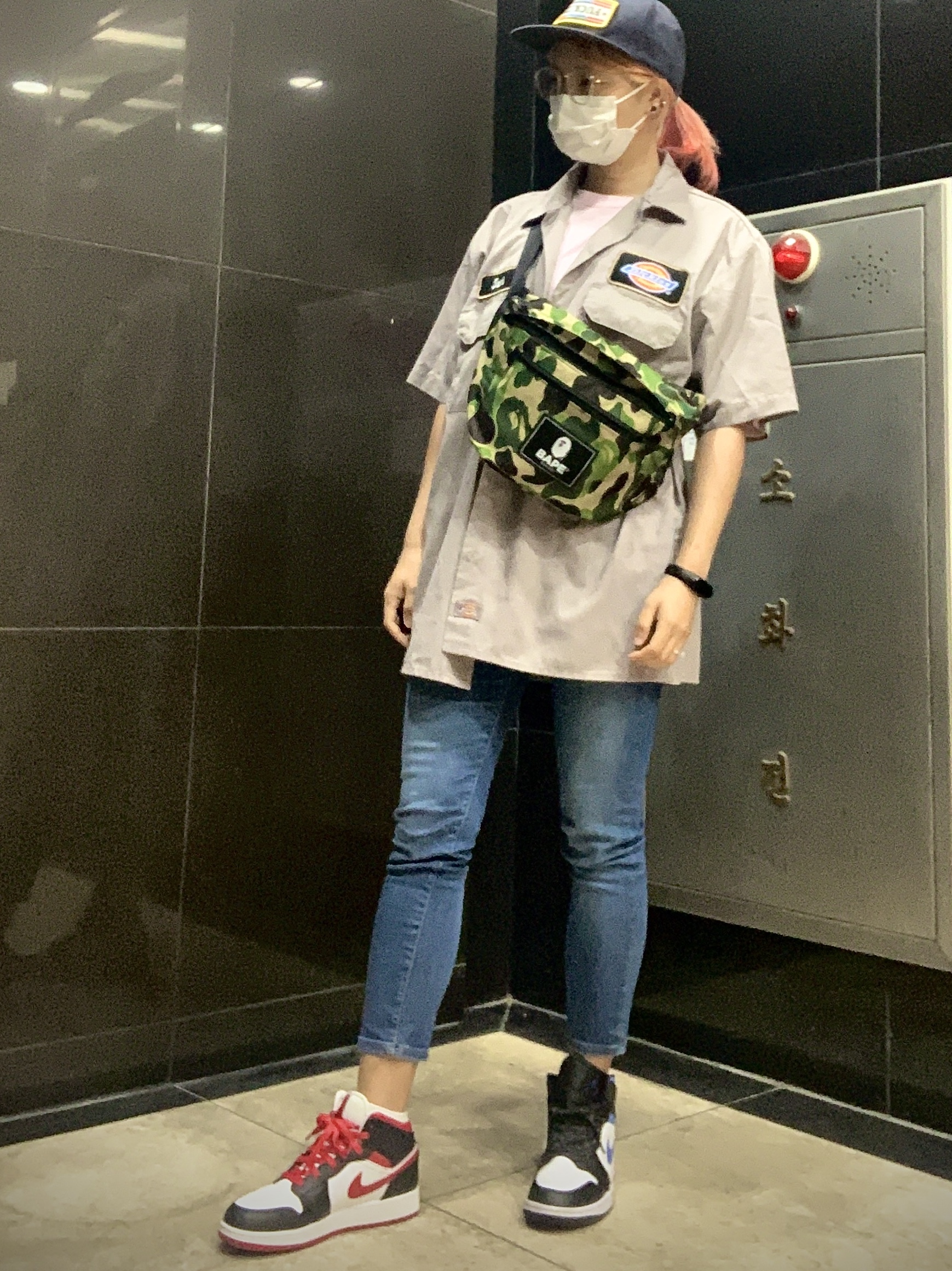 Jordan 1 Mid Gym Red Black White, Jordan 1 Mid Racer Blue ์ฐฉ์ฉ ์คํ์ผ - 2