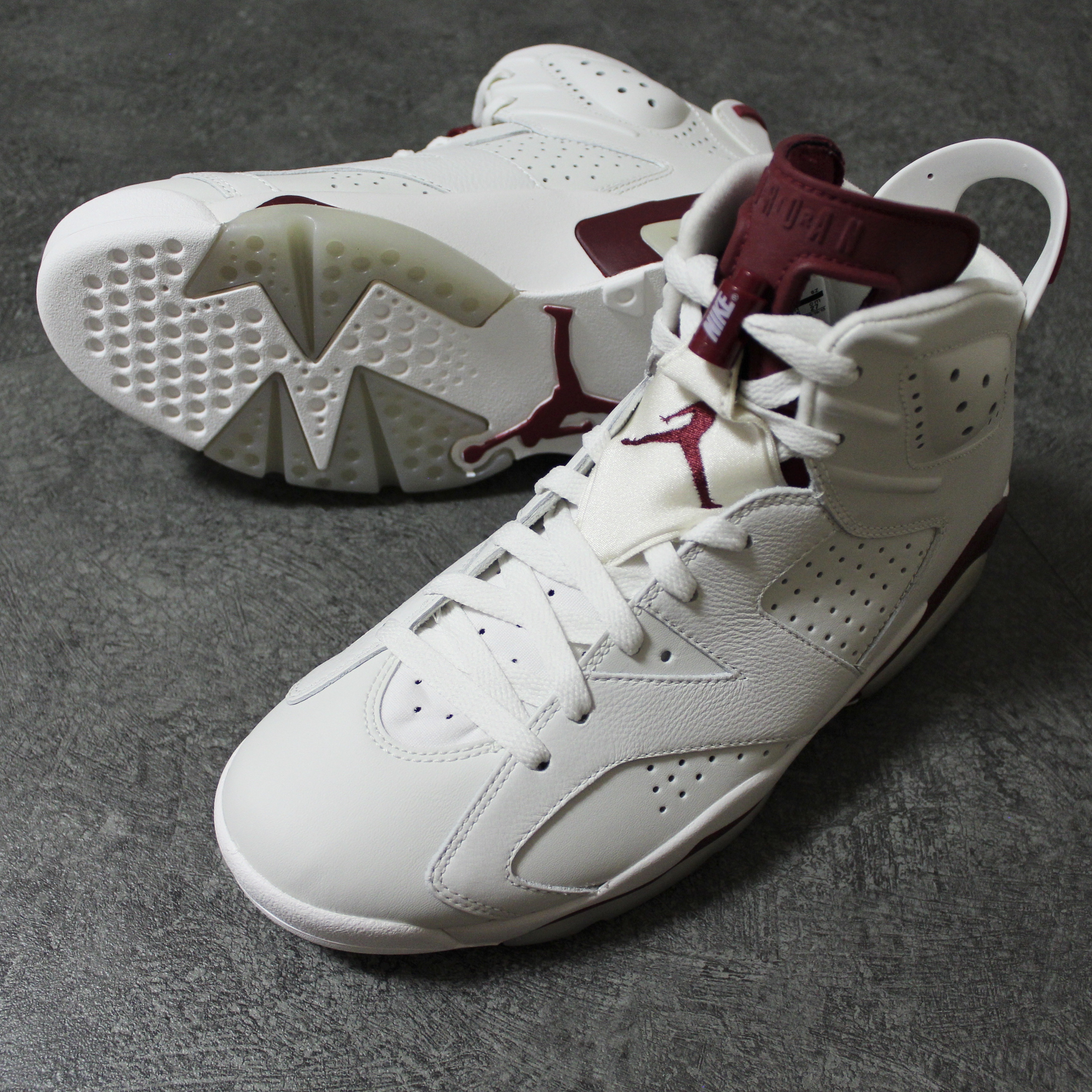 Jordan 6 Retro Maroon 2015 착용 스타일 - 1