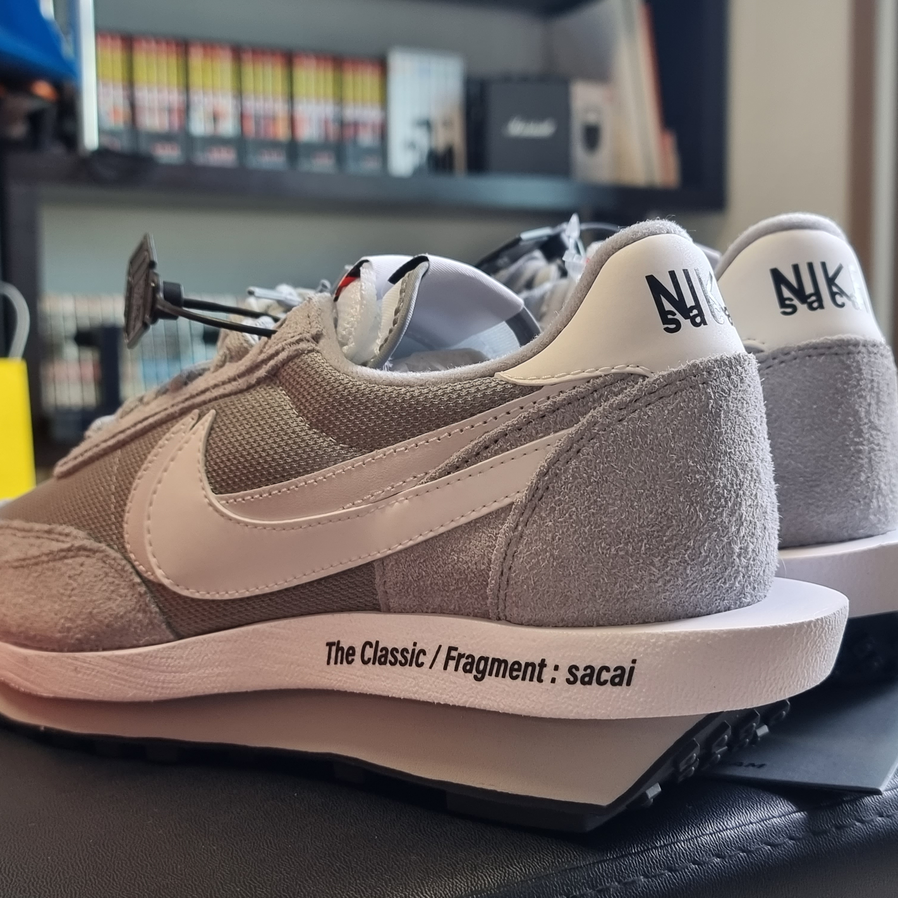Nike x Sacai x Fragment LDWaffle Light Smoke Grey 착용 스타일 - 2