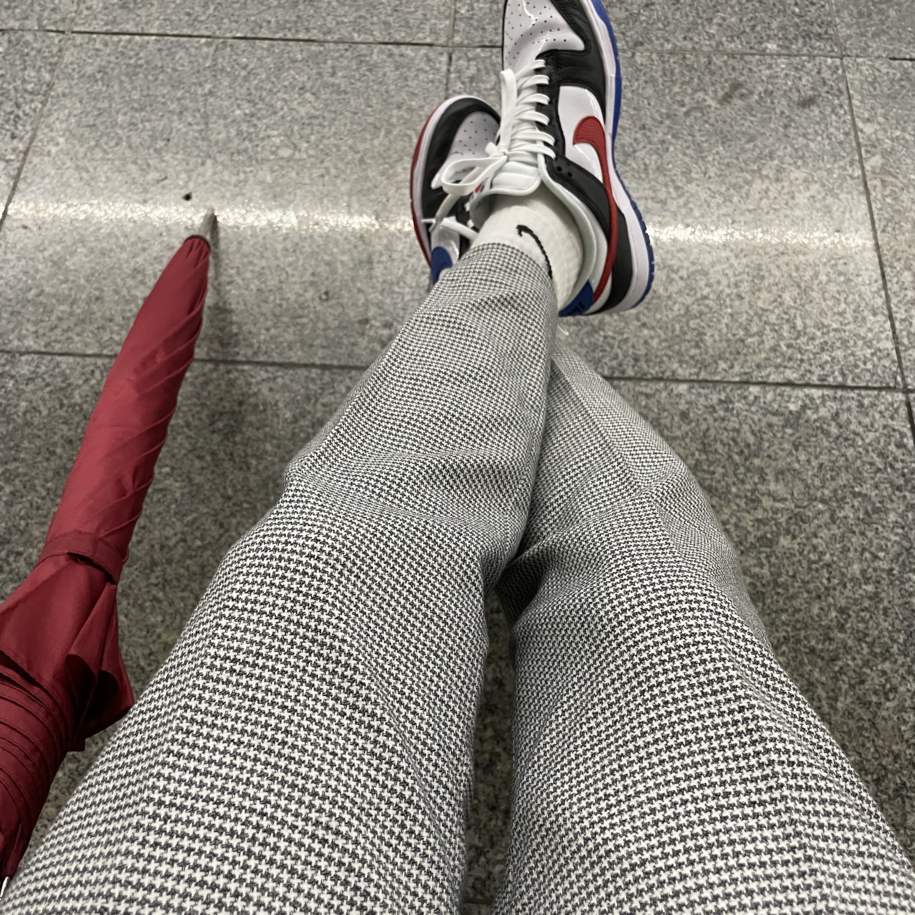 Nike Dunk Low SE Seoul 착용 스타일