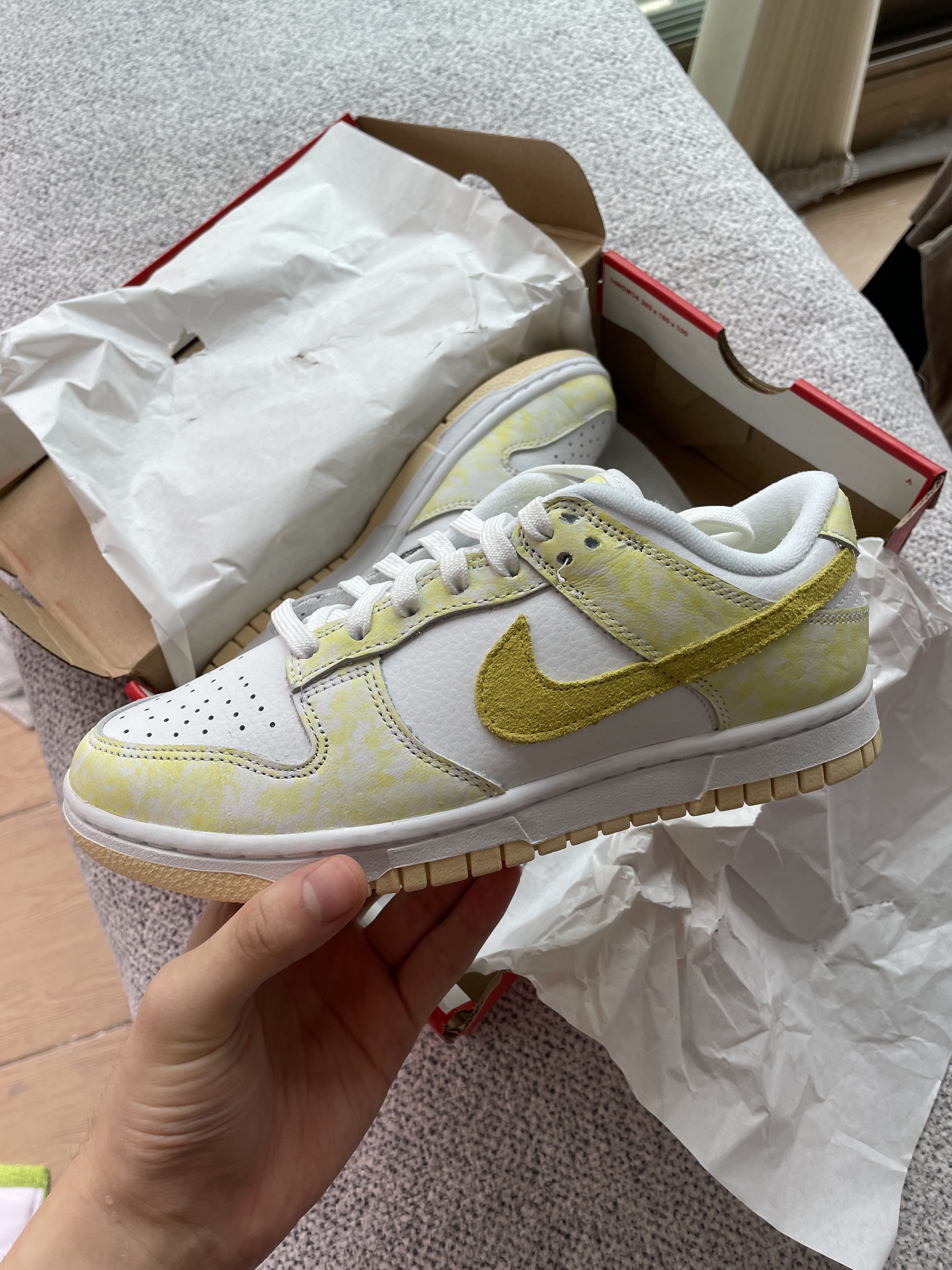 (W) Nike Dunk Low Yellow Strike 착용 스타일