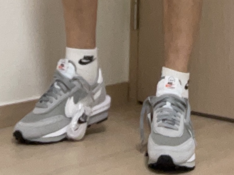 Nike x Sacai x Fragment LDWaffle Light Smoke Grey 착용 스타일 - 5