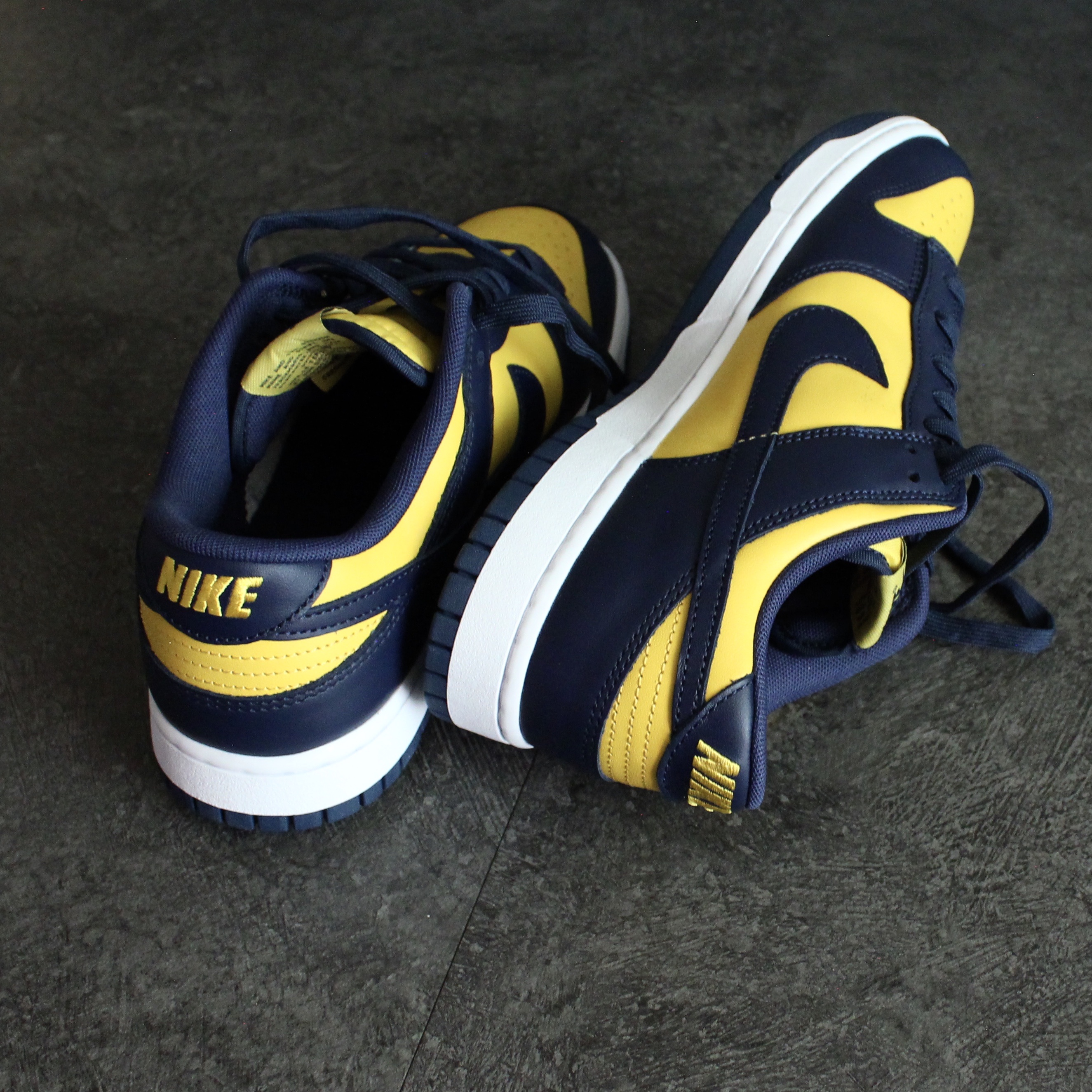 Nike Dunk Low Retro Varsity Maize 착용 스타일 - 2