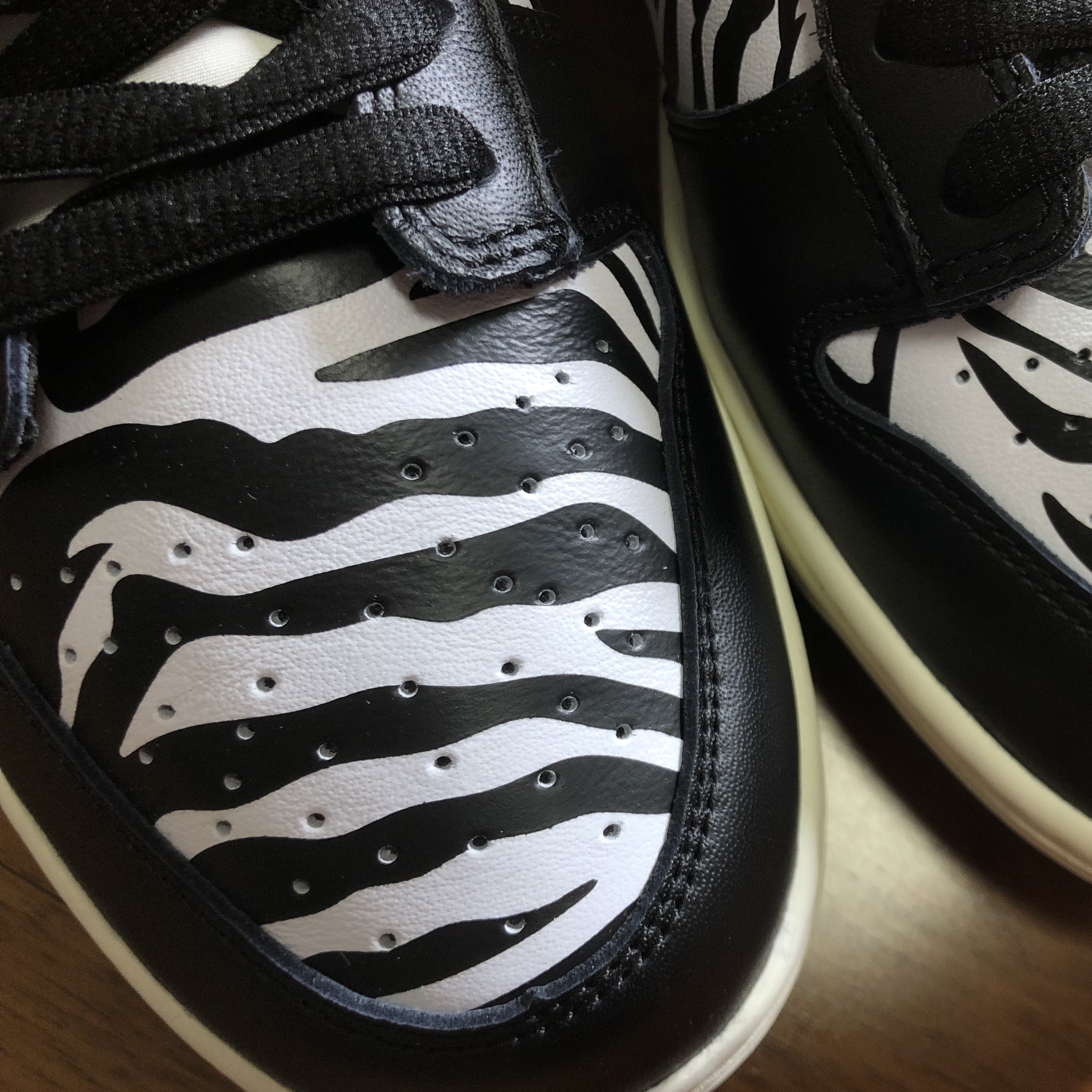 Nike x Quartersnacks SB Dunk Low Zebra Cake 착용 스타일 - 4