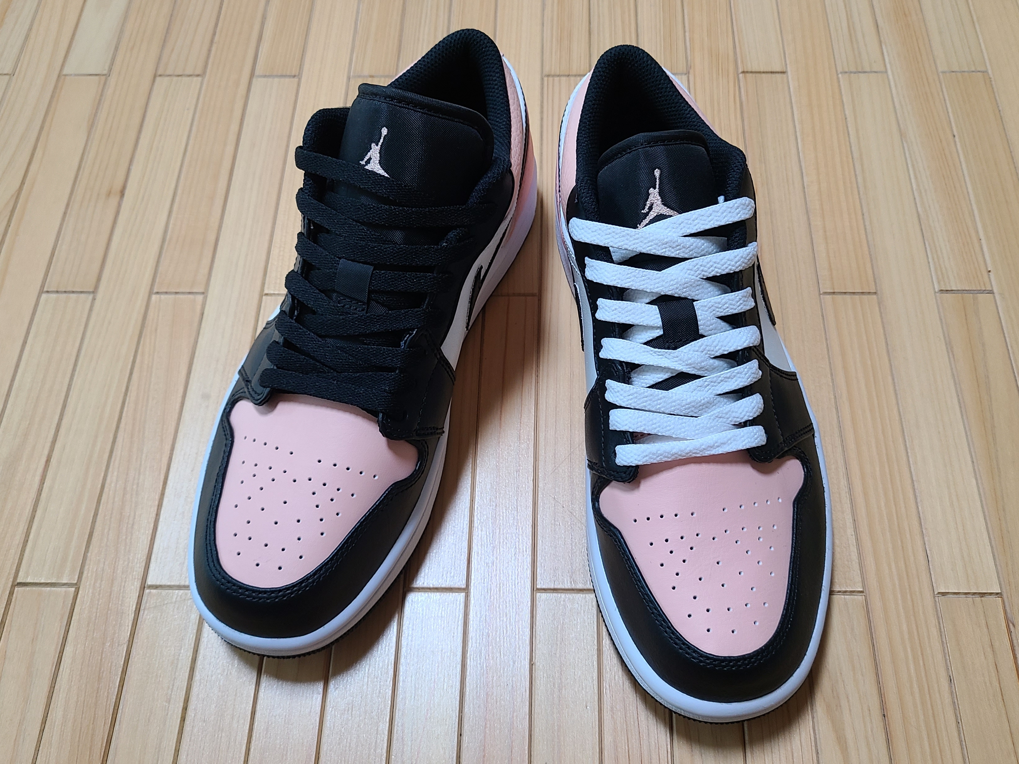 Jordan 1 Low Crimson Tint 착용 스타일 - 3