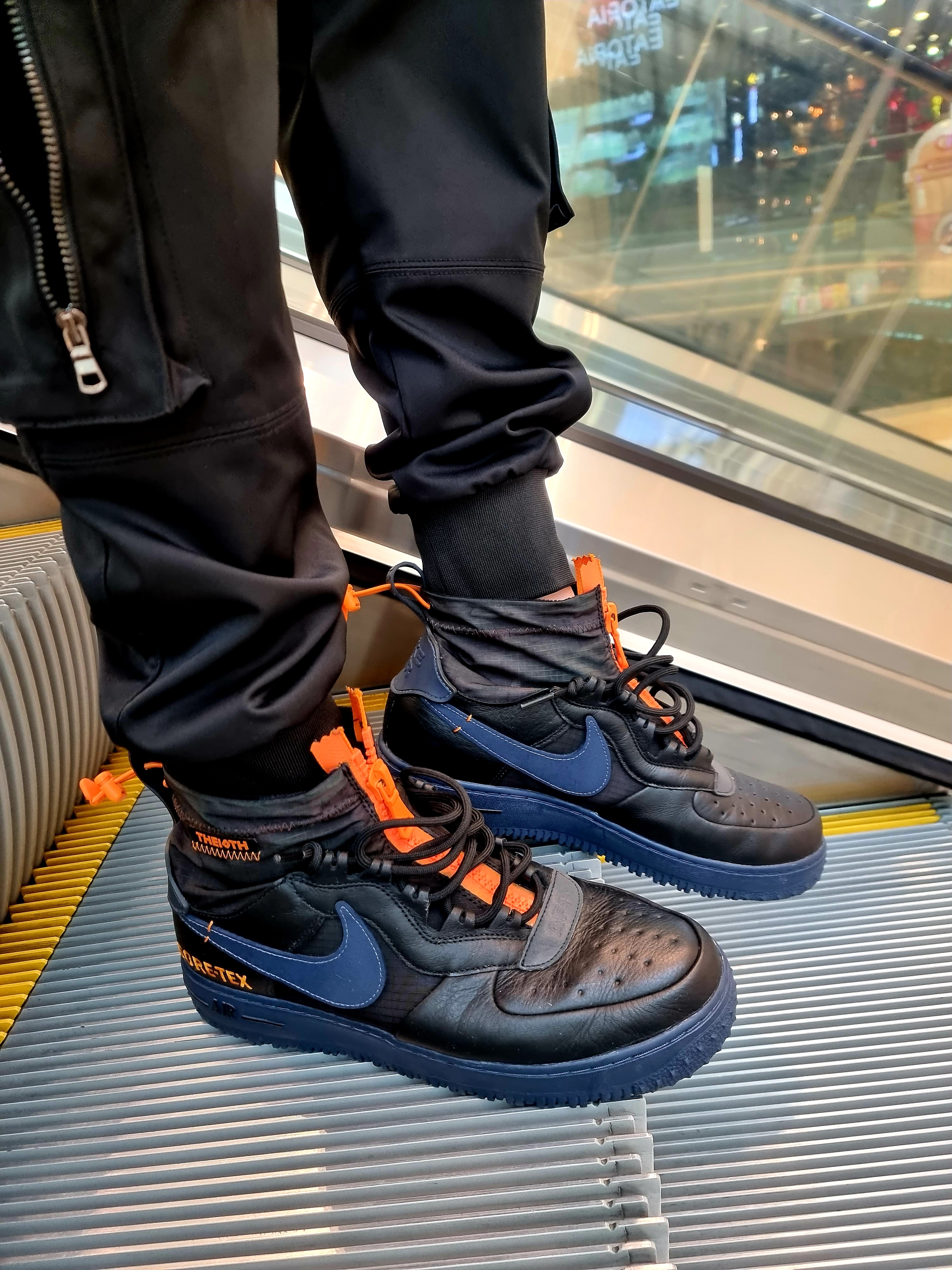 Nike Air Force 1 Winter Gore-Tex Black 착용 스타일 - 1