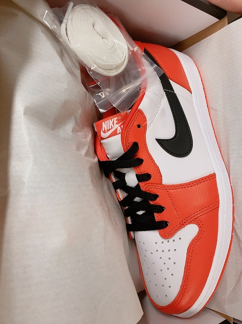 Jordan 1 Low OG Starfish 착용 스타일