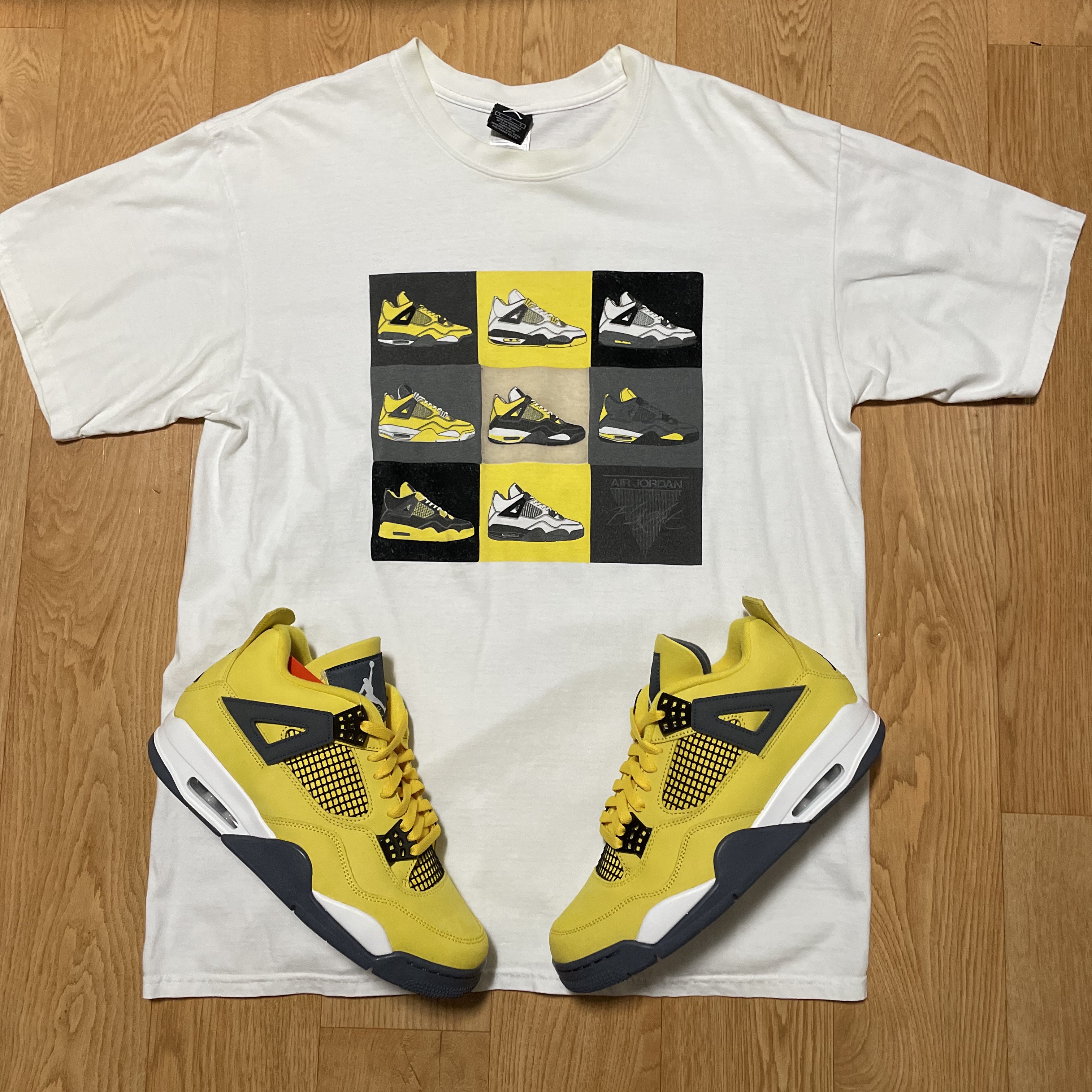 Jordan 4 Retro Tour Yellow 착용 스타일