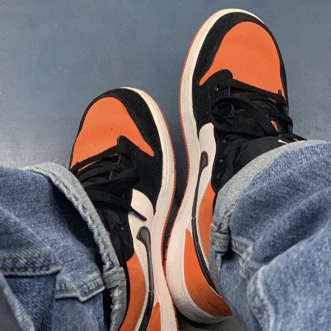 Jordan 1 Low Shattered Backboard 착용 스타일