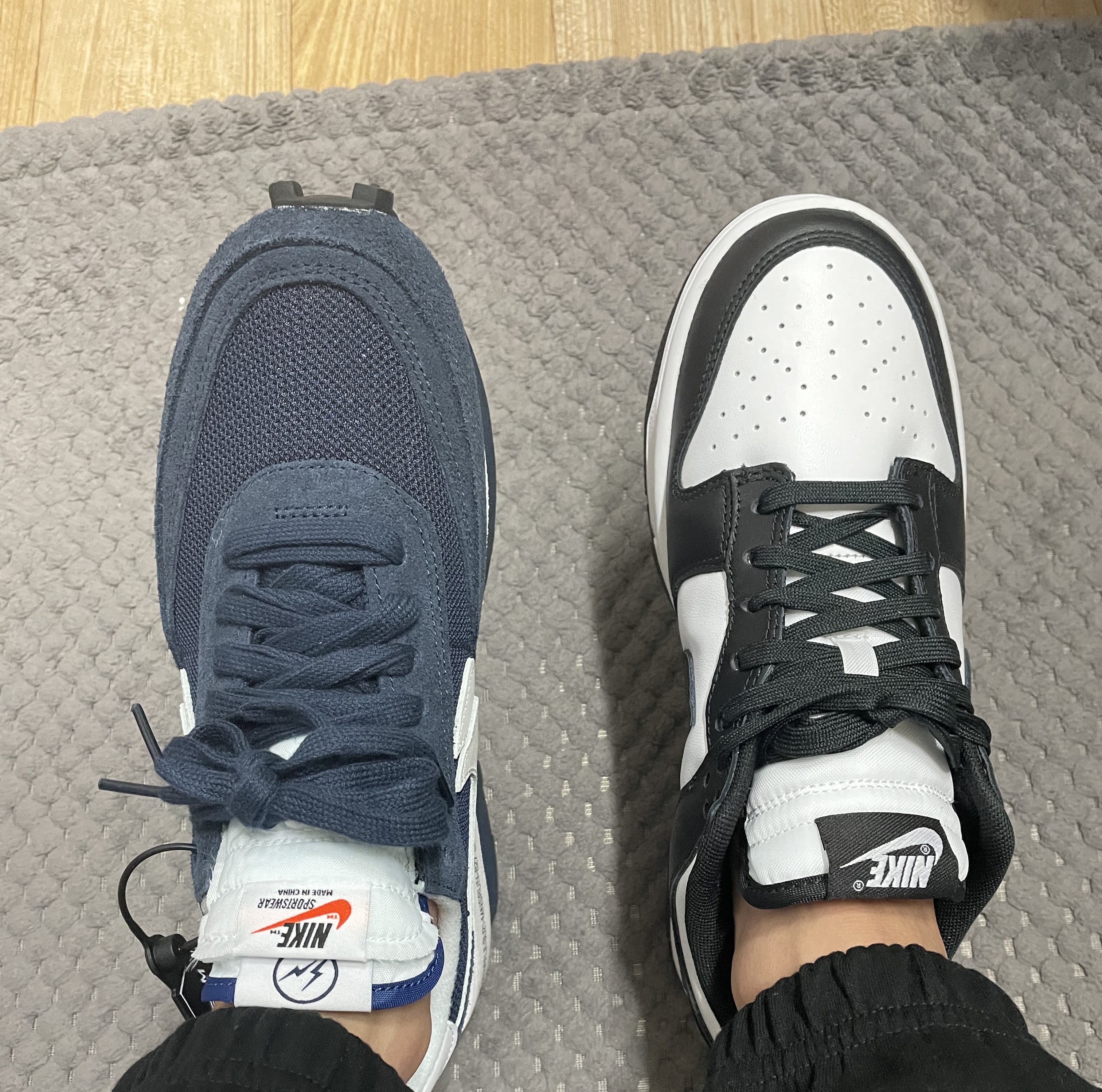 Nike Dunk Low Retro Black, Nike x Sacai x Fragment LDWaffle Blackened Blue 착용 스타일 - 2