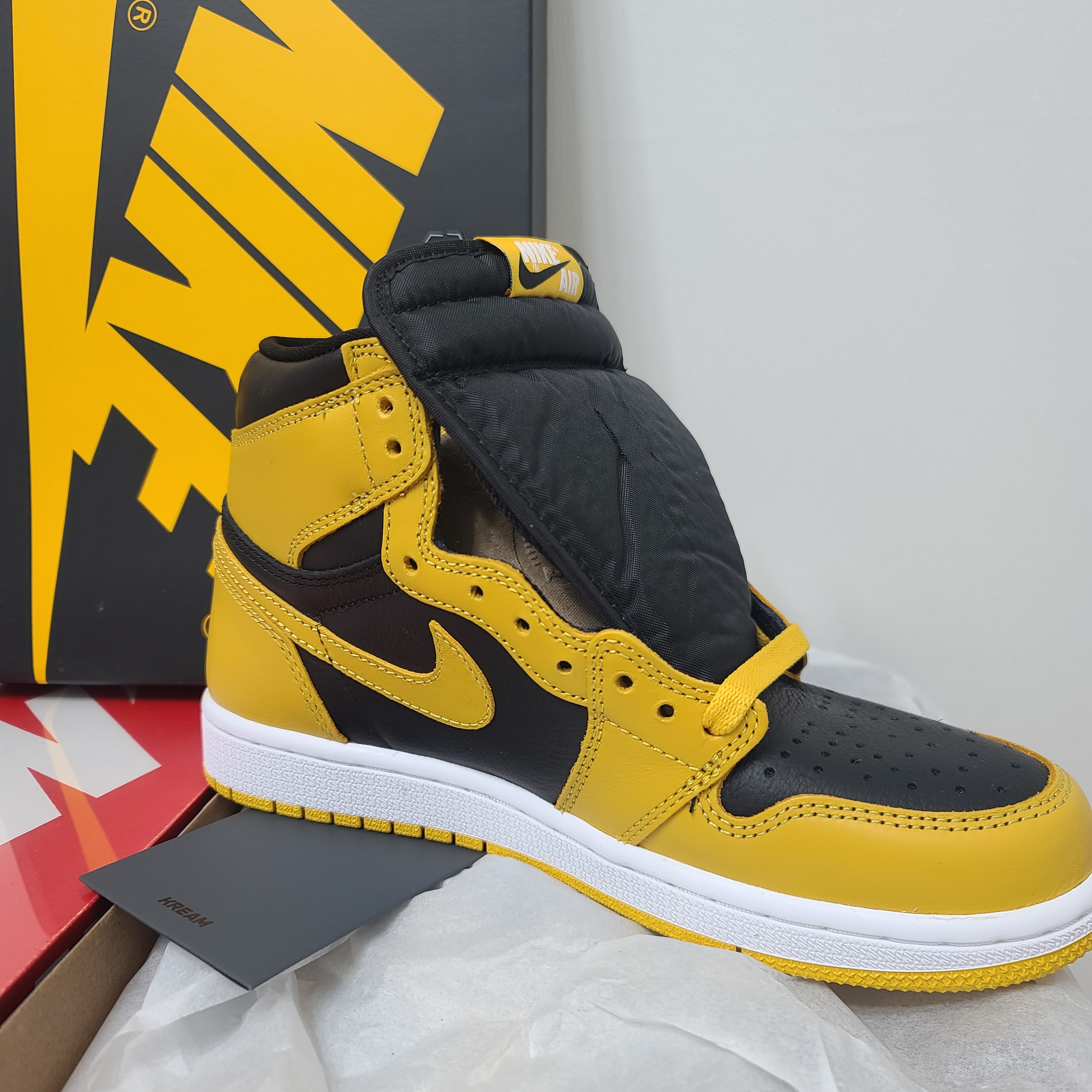 Jordan 1 Retro High OG Pollen, (W) Nike Dunk Low Black 착용 스타일 - 2