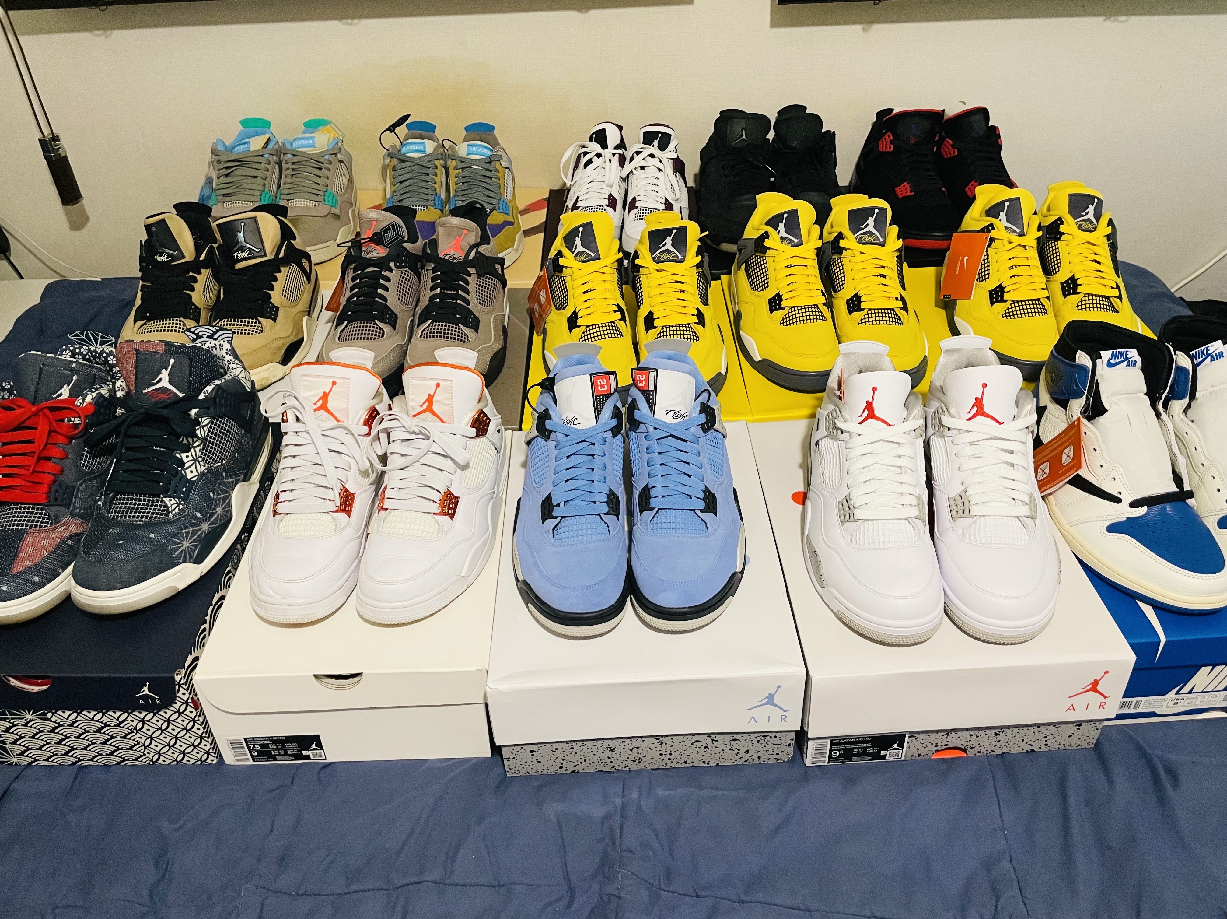 Jordan 4 Retro Tour Yellow, Jordan 4 x Paris Saint-Germain Retro Neutral Grey Bordeaux 착용 스타일