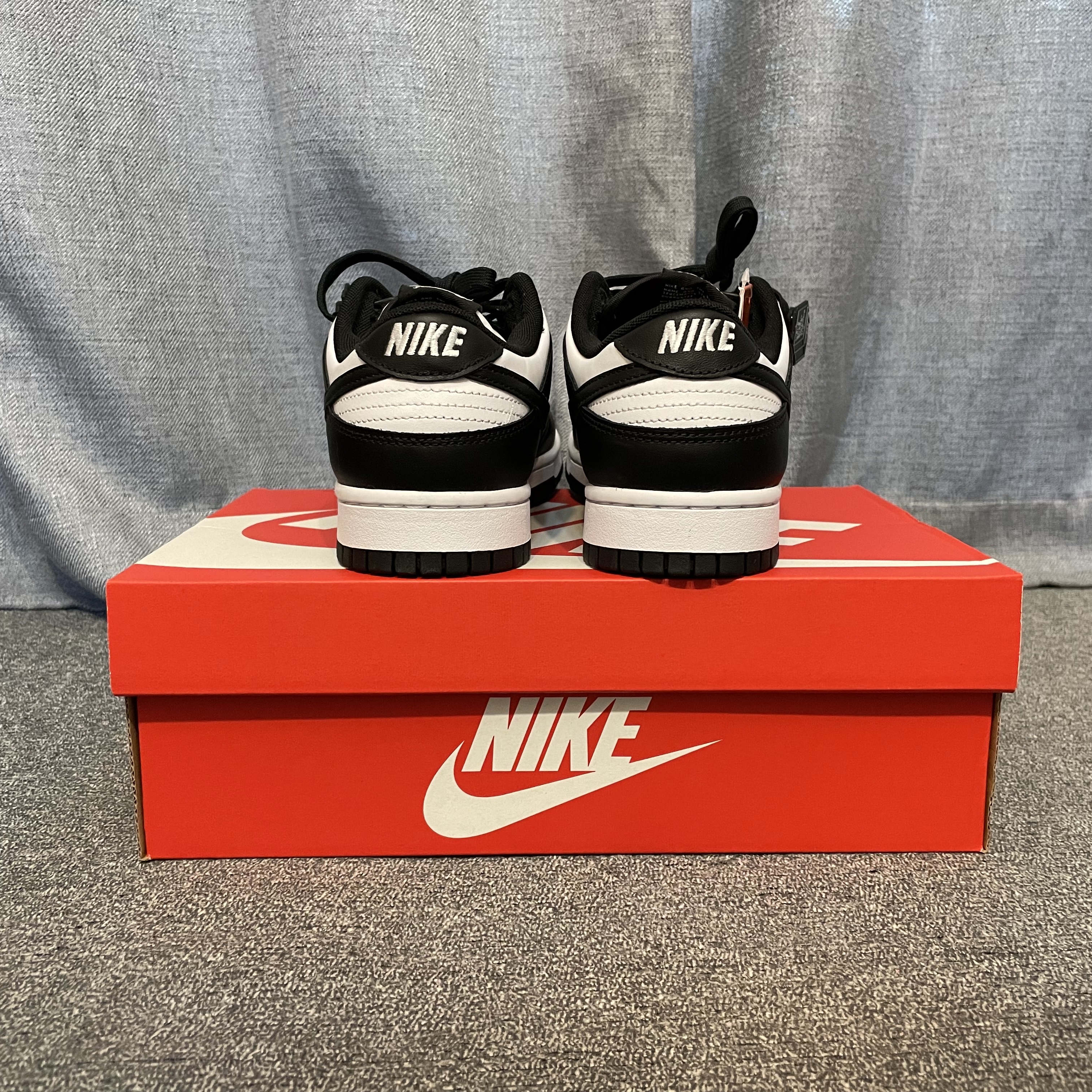 Nike Dunk Low Retro Black 착용 스타일 - 3
